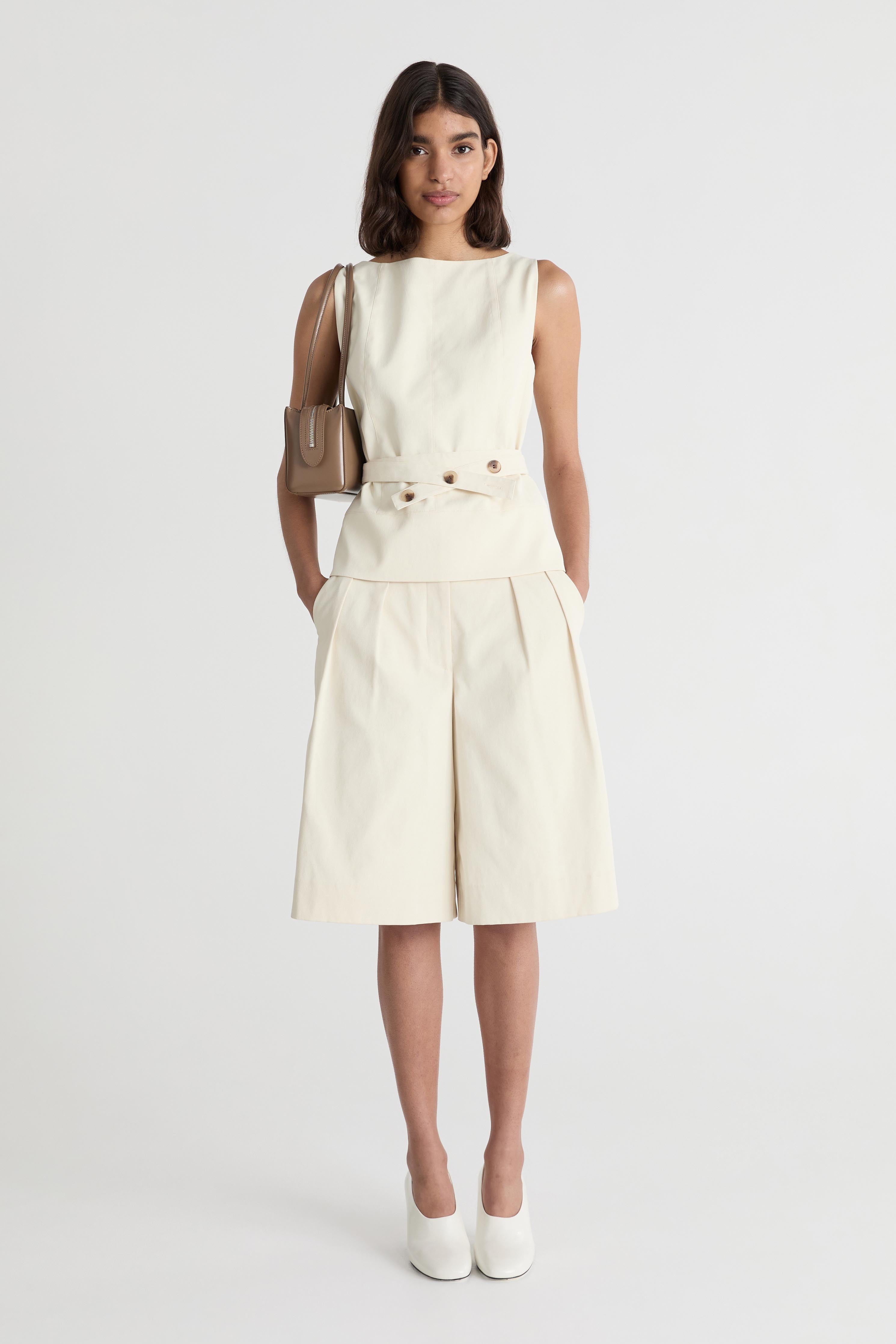 Friends With Frank The Sofie Shorts in Ivory - side view