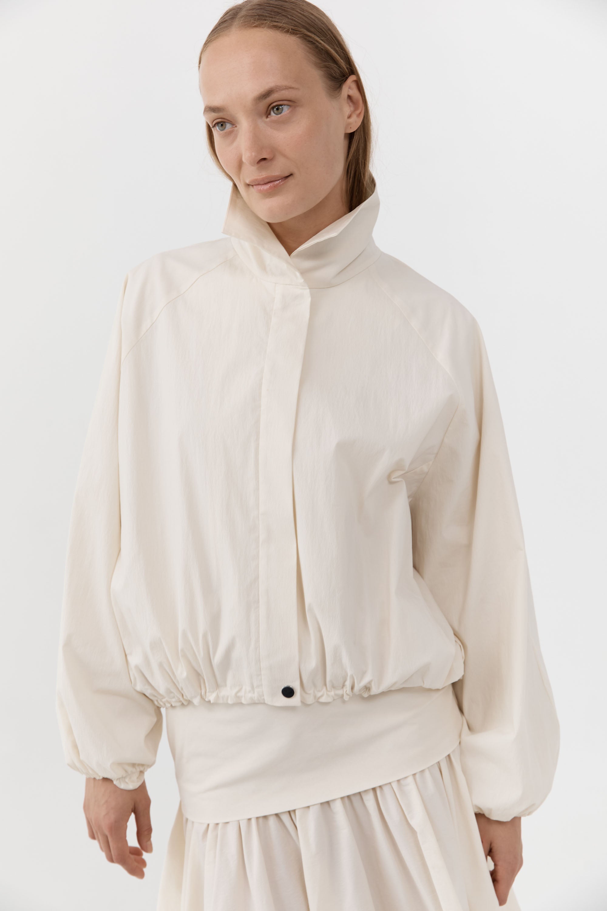 St Agni Balloon Jacket in Talco - close up