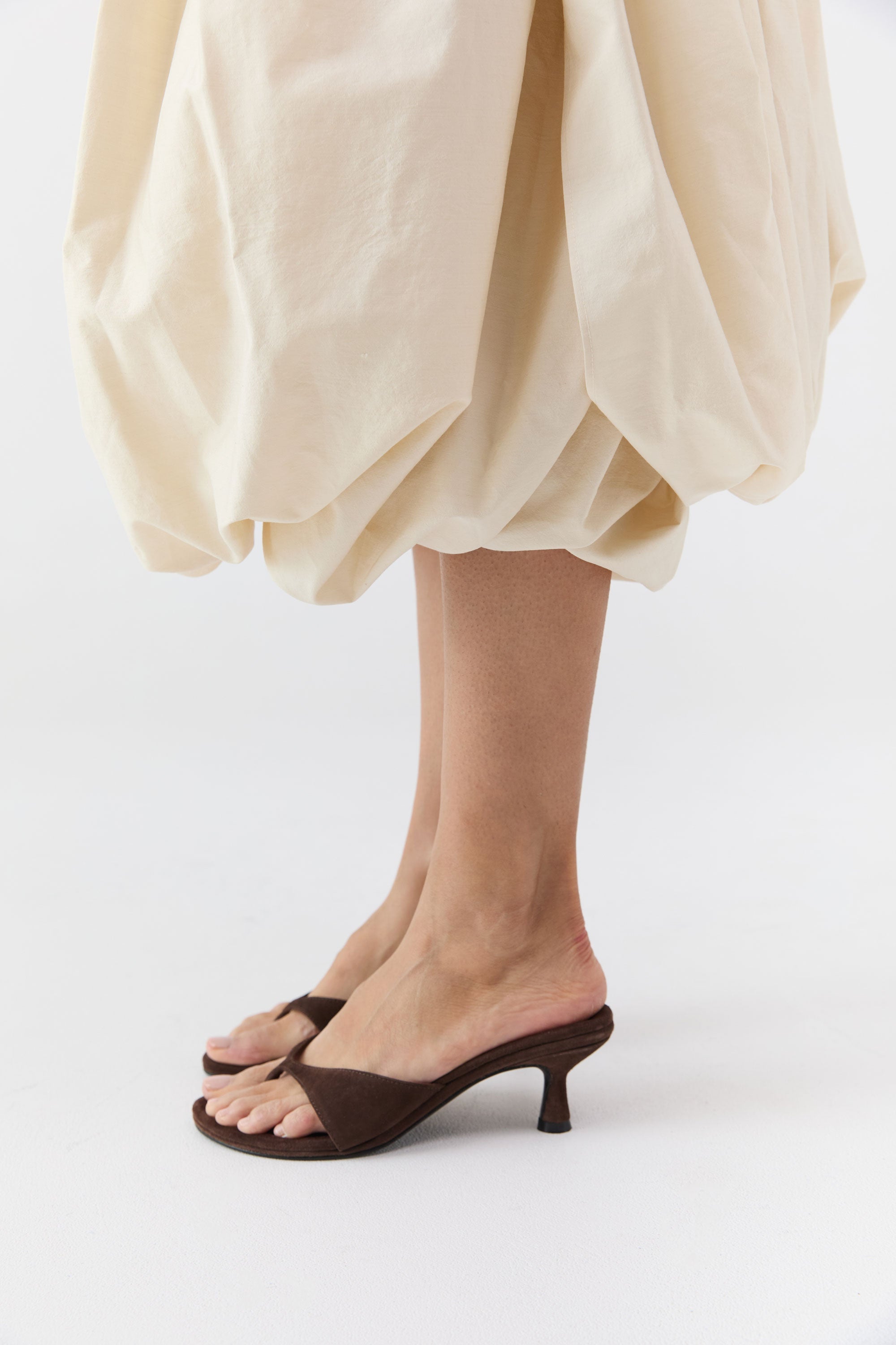 St Agni Everyday Thong Heel 50 in Coffee Suede - side view