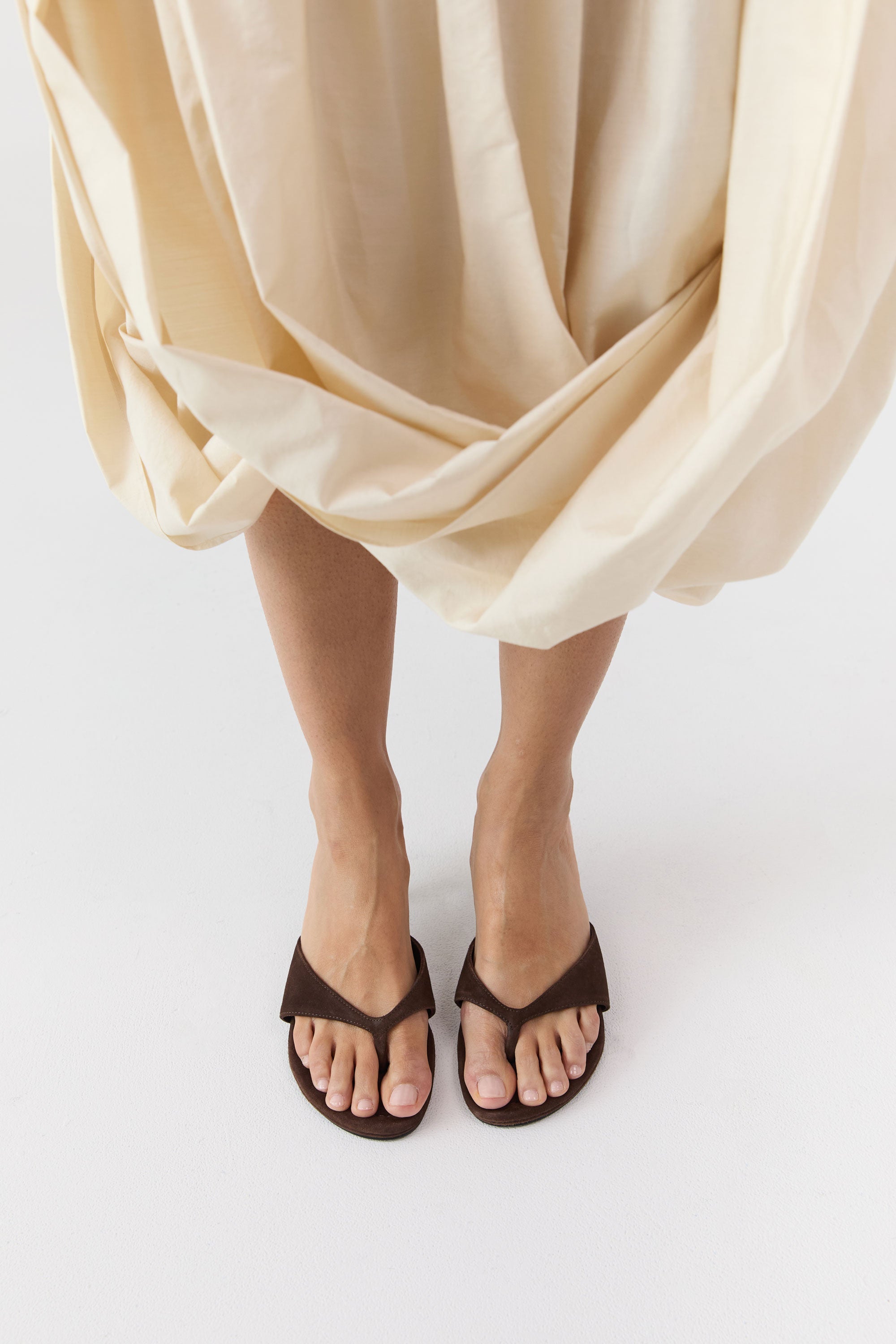 St Agni Everyday Thong Heel 50 in Coffee Suede - close up