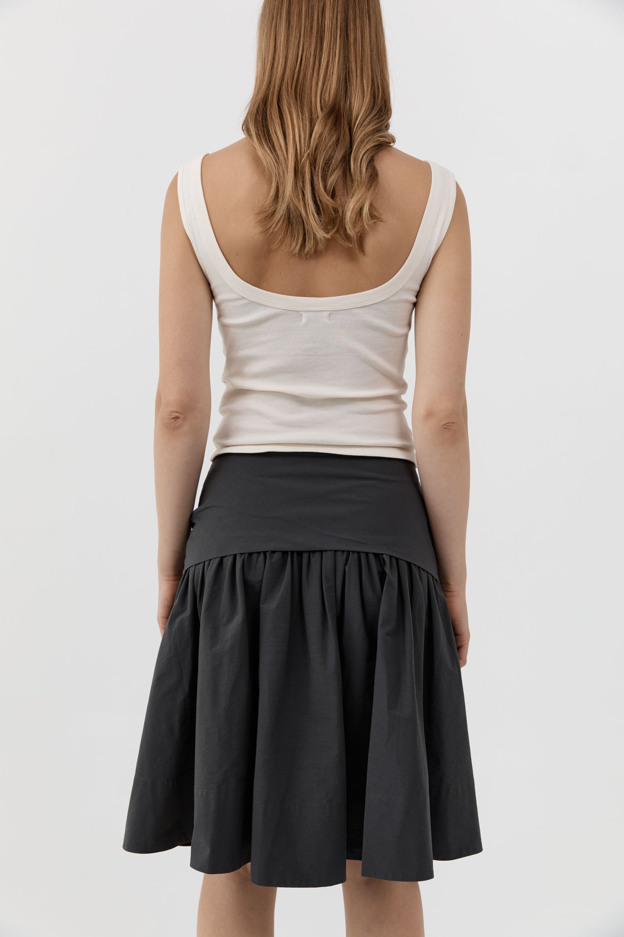 St Agni Organic Cotton Scooped Ballerina Top in Talco - close up