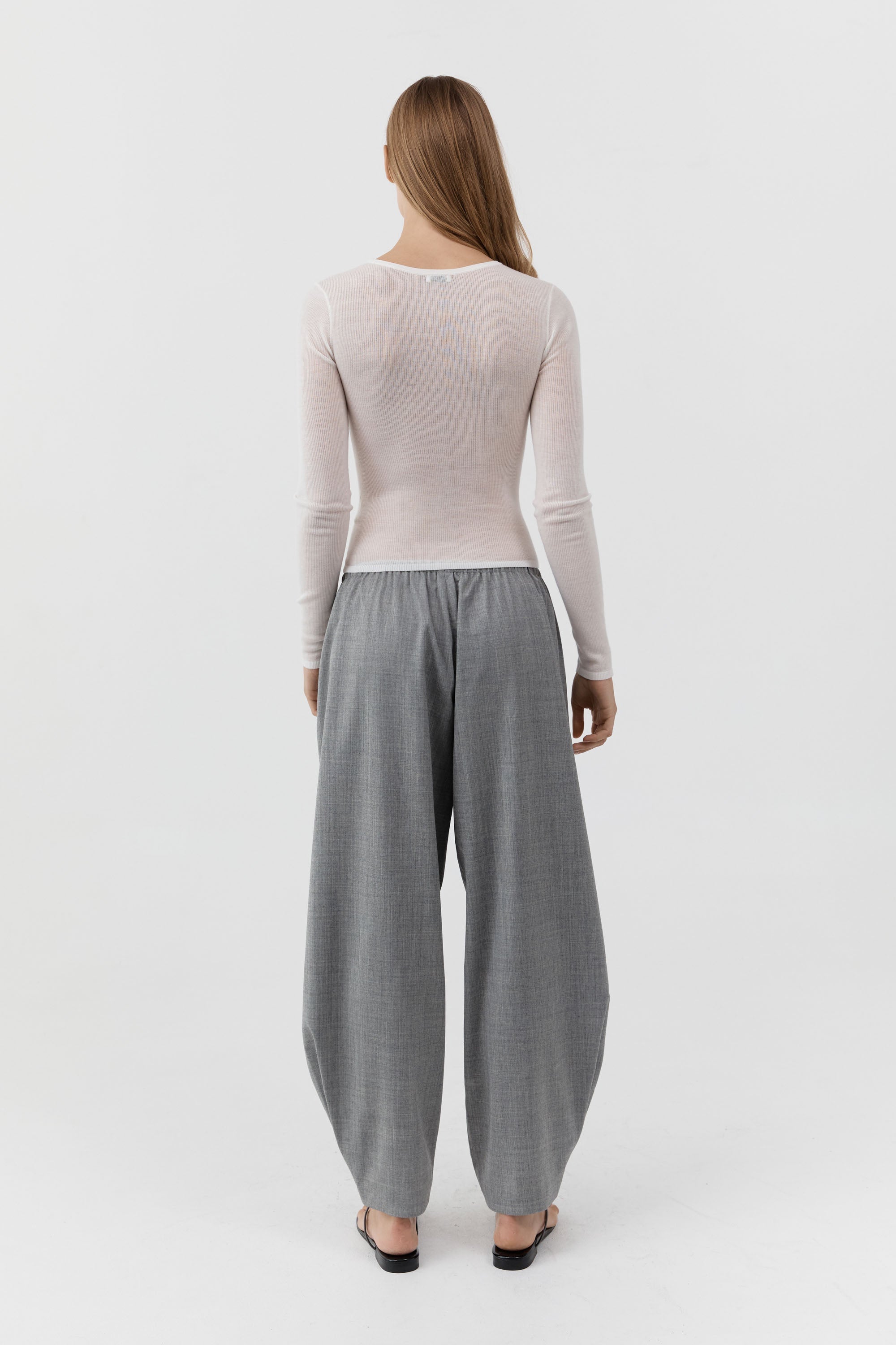St Agni Relaxed Balloon Pants in Cobblestone - outfit inspiration