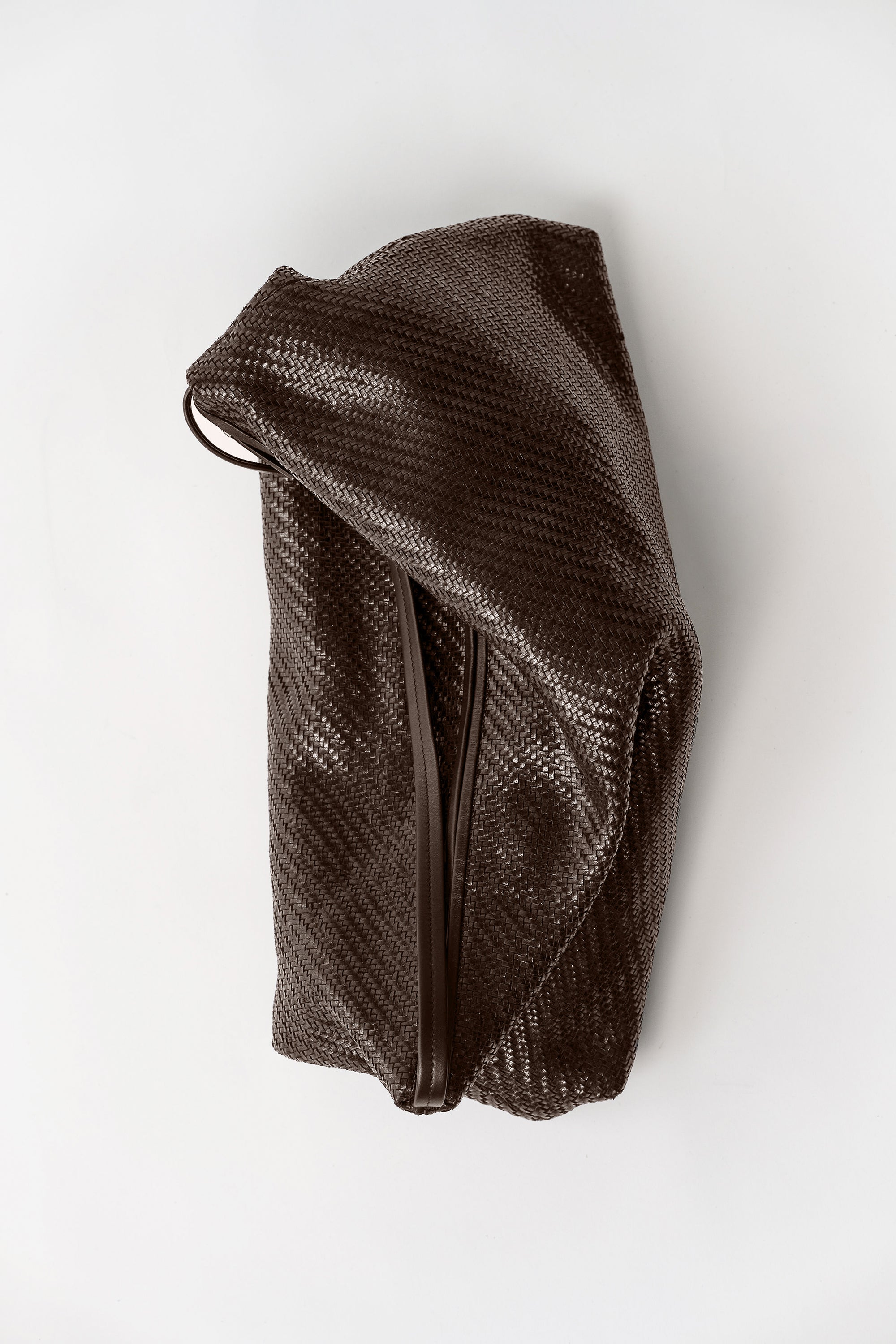 St Agni Woven Hobo Bag in Coffee - detail view