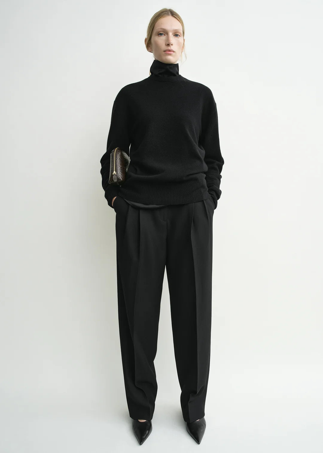 Toteme Classic Cashmere Crew Neck Knit in Black - side view