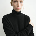Toteme Classic Cashmere Crew Neck Knit in Black - outfit inspiration