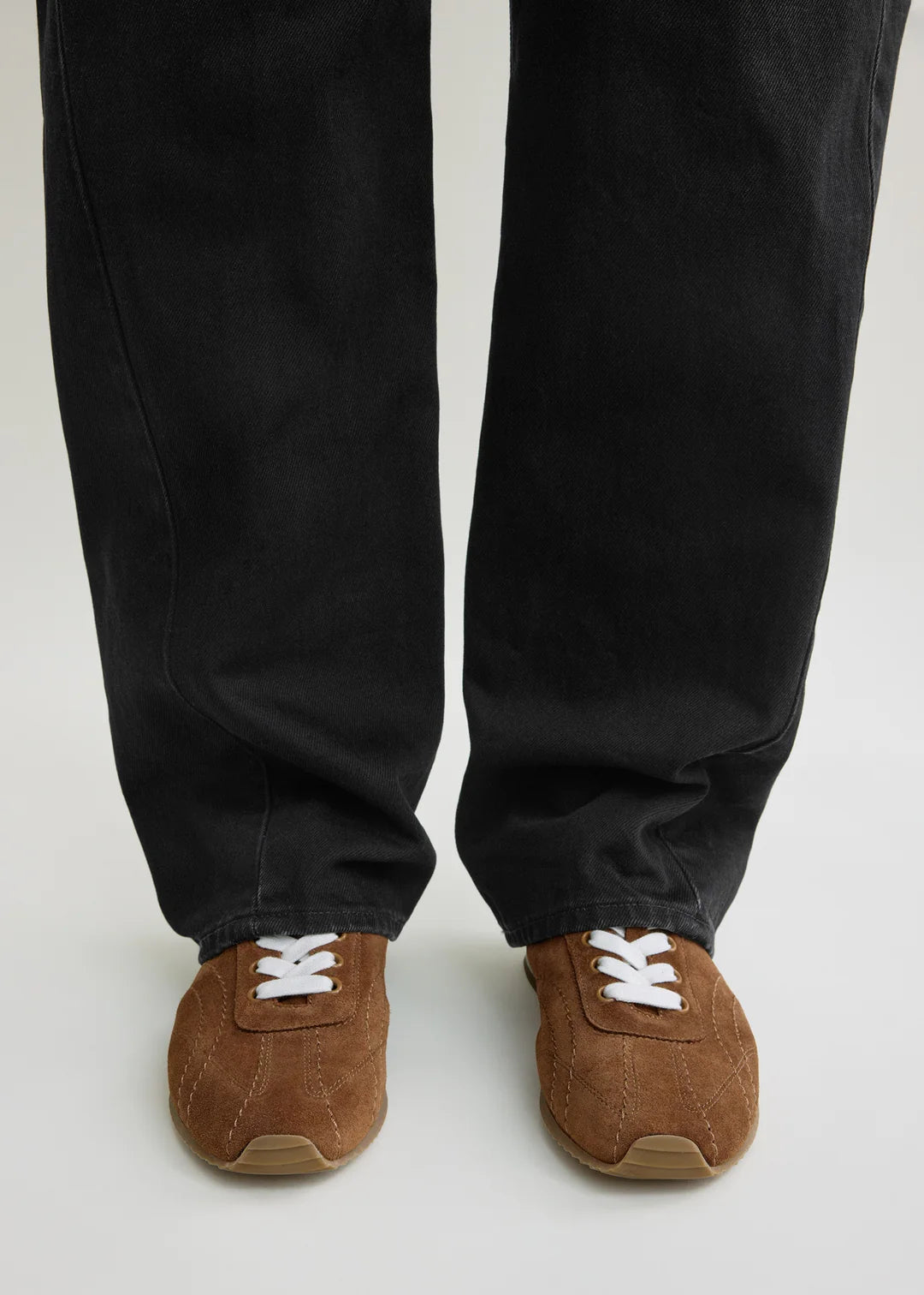 Toteme Flex Suede Sneaker in Copper