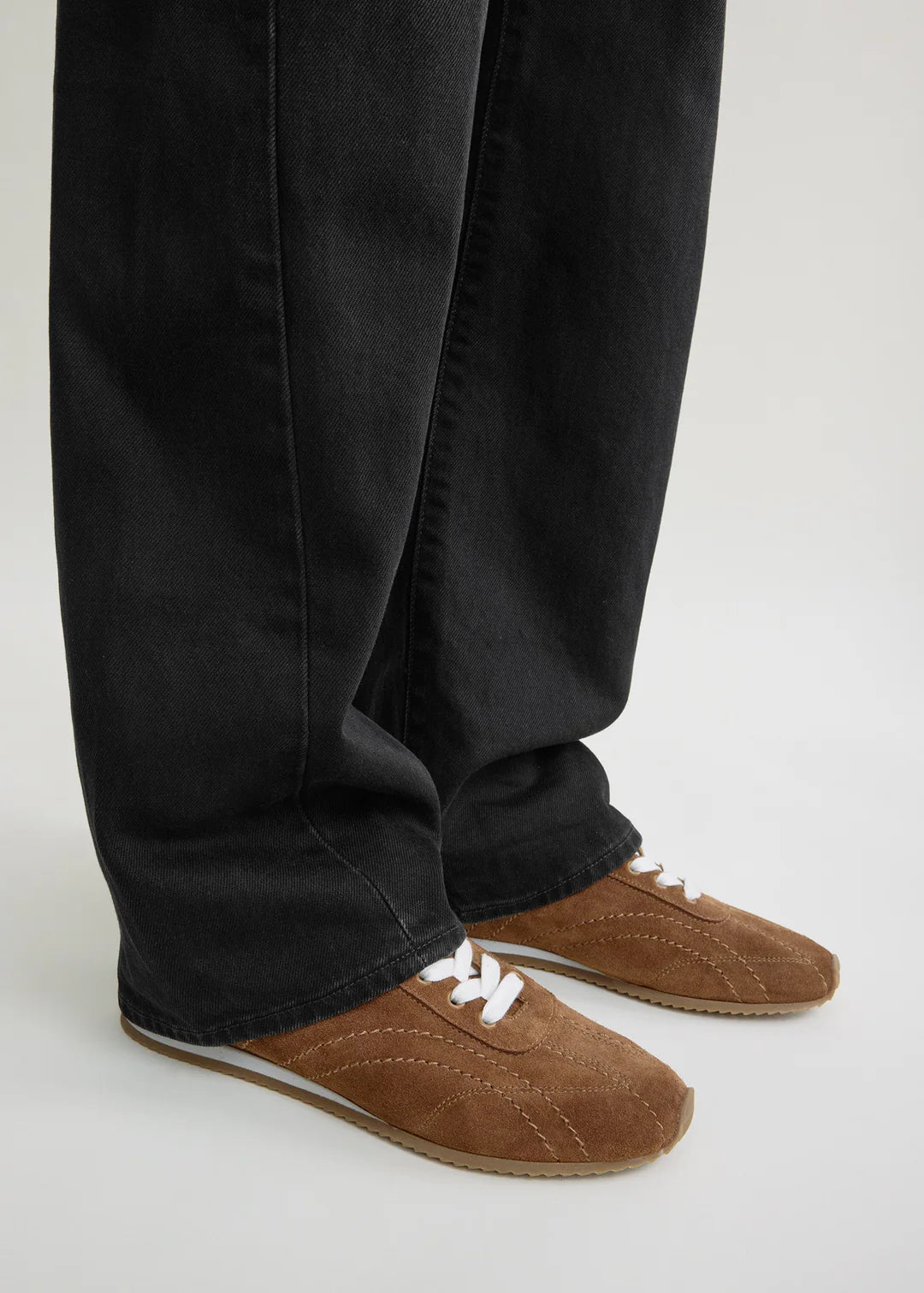 Toteme Flex Suede Sneaker in Copper