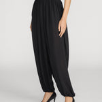 Frame The Silk Balloon Pant in Black - styled look