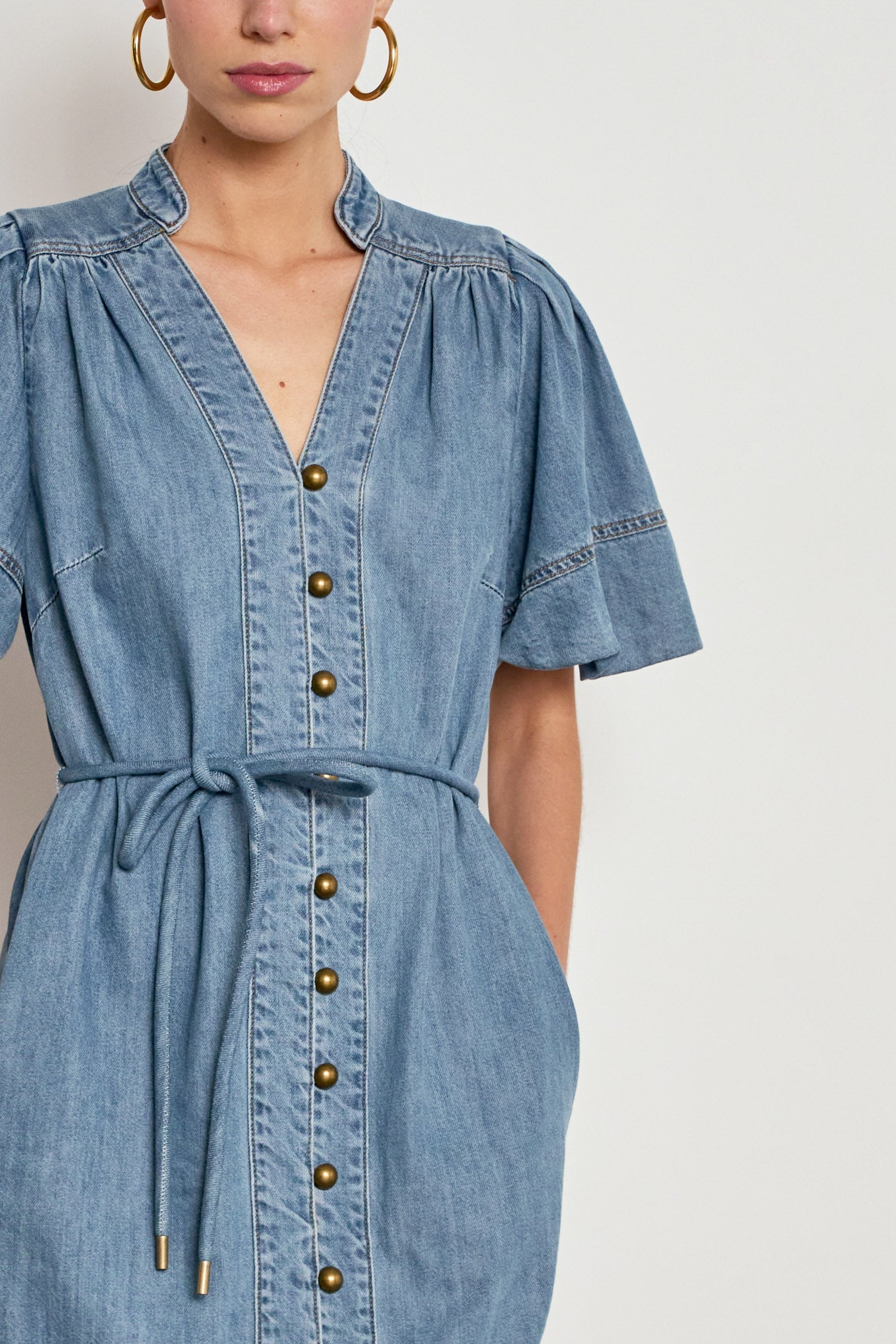 Zoe Kratzmann Honor Dress in Mid Wash Denim - styled look