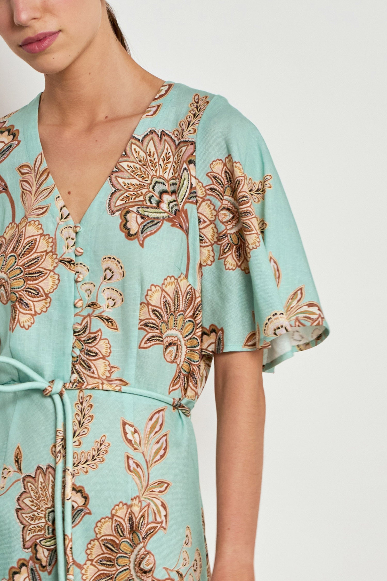 Zoe Kratzmann Premier Dress in Mint Kgari - outfit inspiration