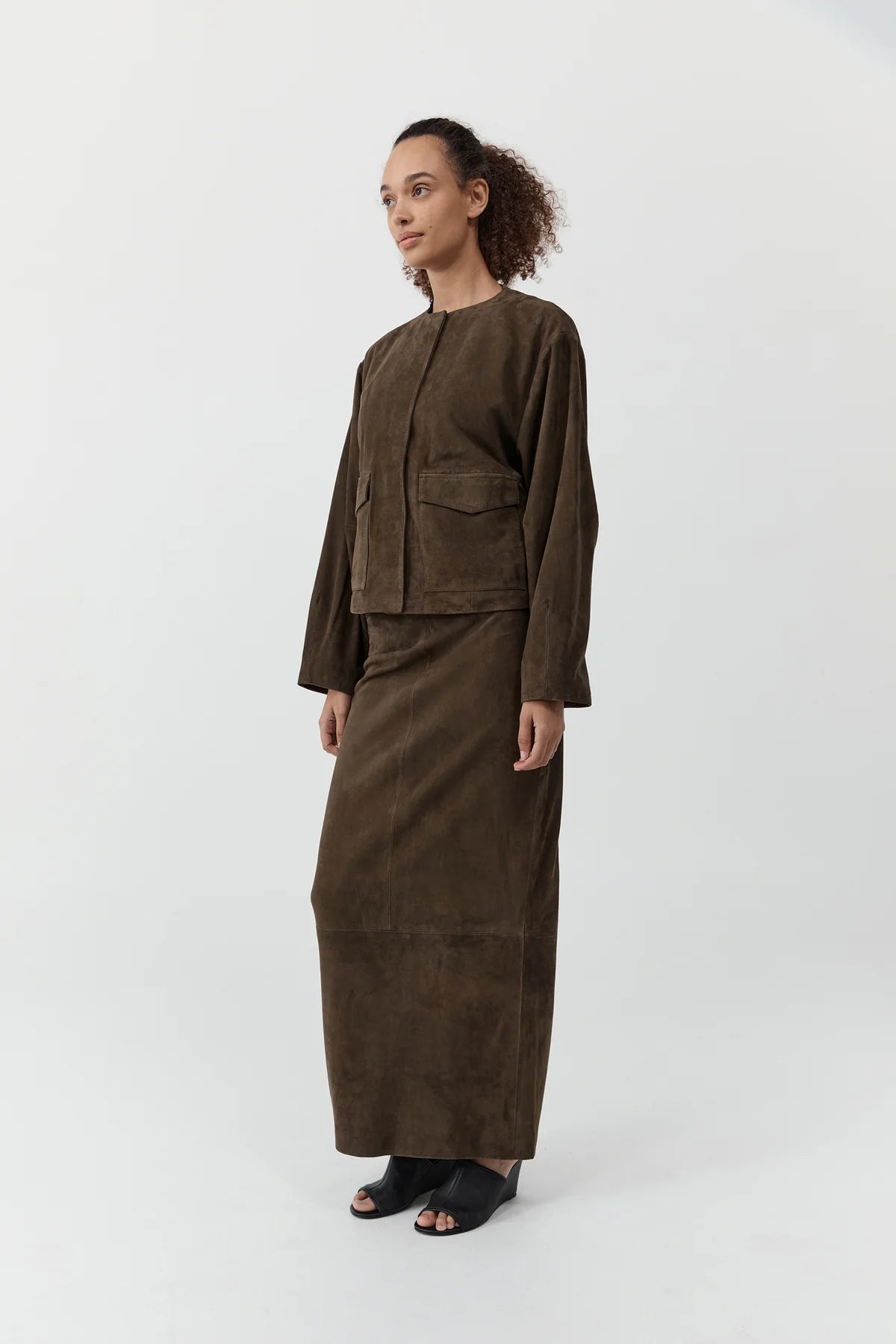 St Agni Suede Column Skirt in Khaki