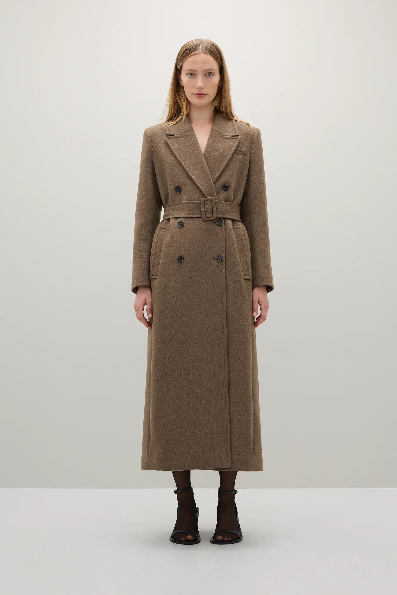 A Emery Kenner Coat in Flax Melange