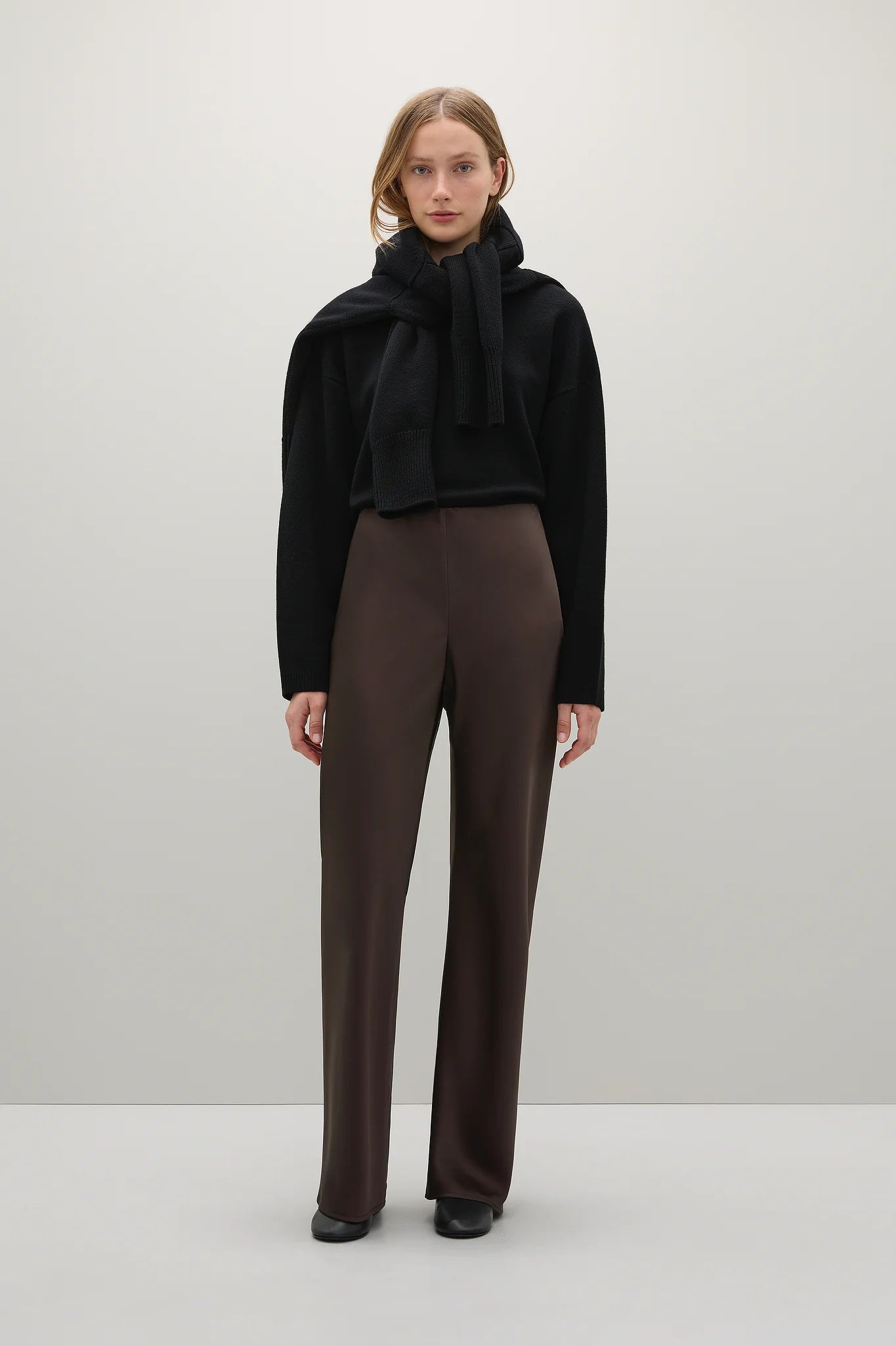 A Emery Myrna Pant in Umber