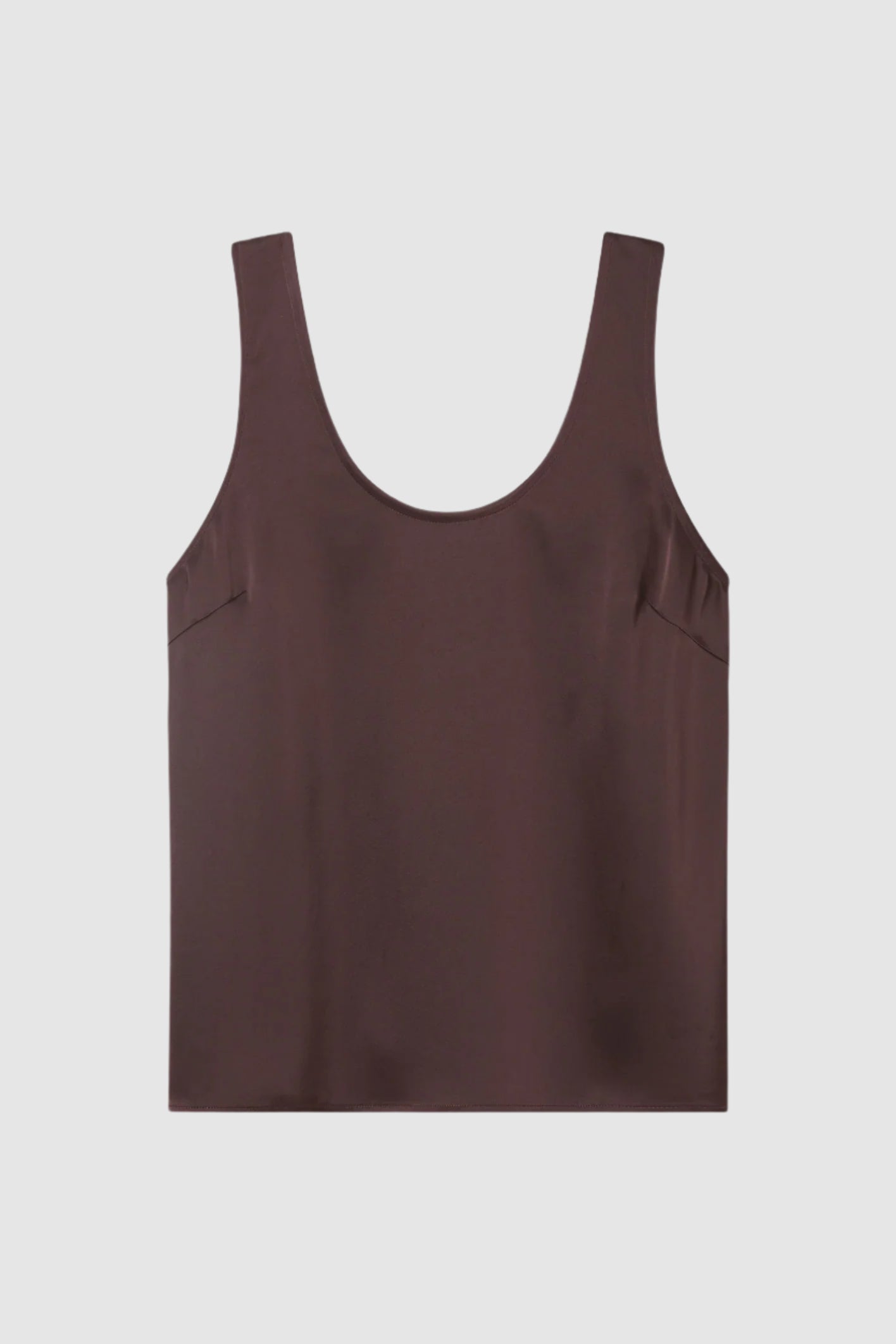 A Emery Sloane Tank in Bordeaux