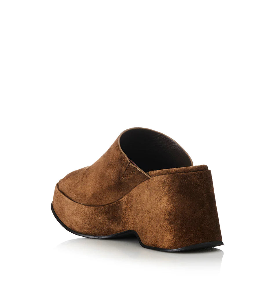 Alias Mae Gloria Chunky Mule in Mocha Suede