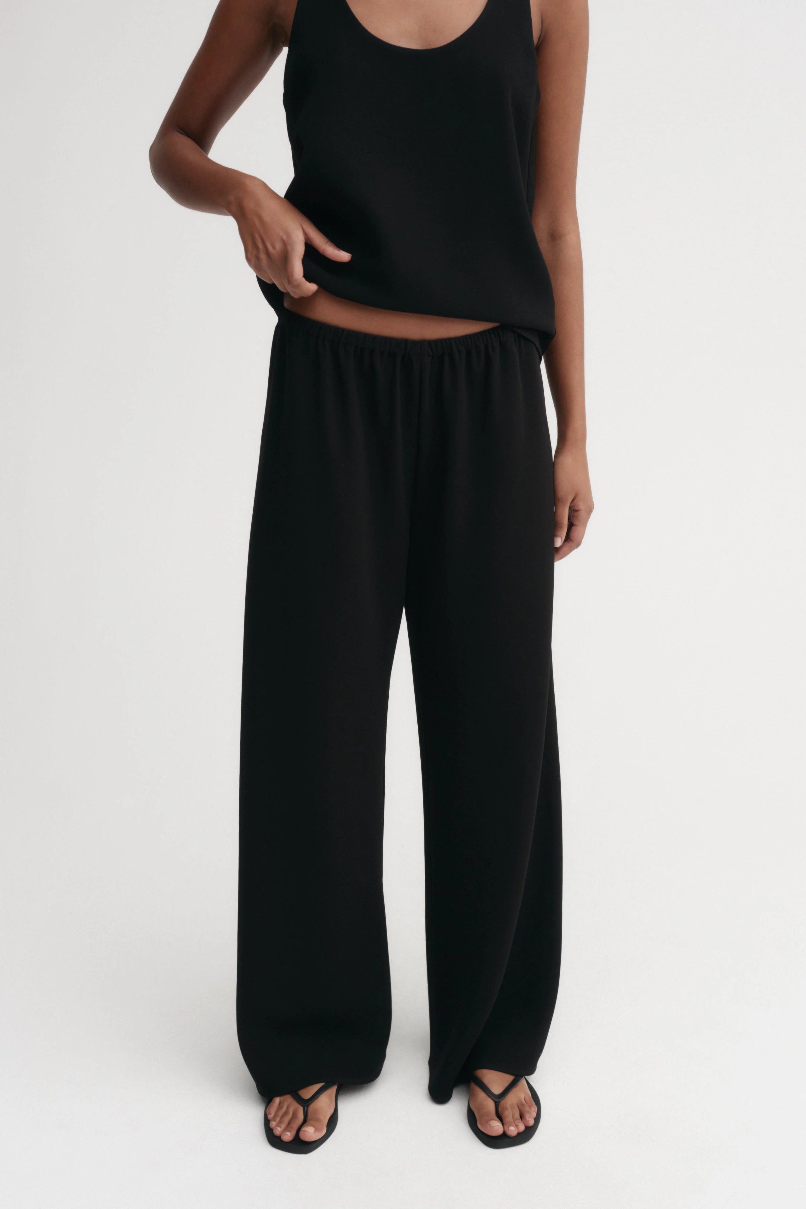 Almada Bea Crepe Pant in Black