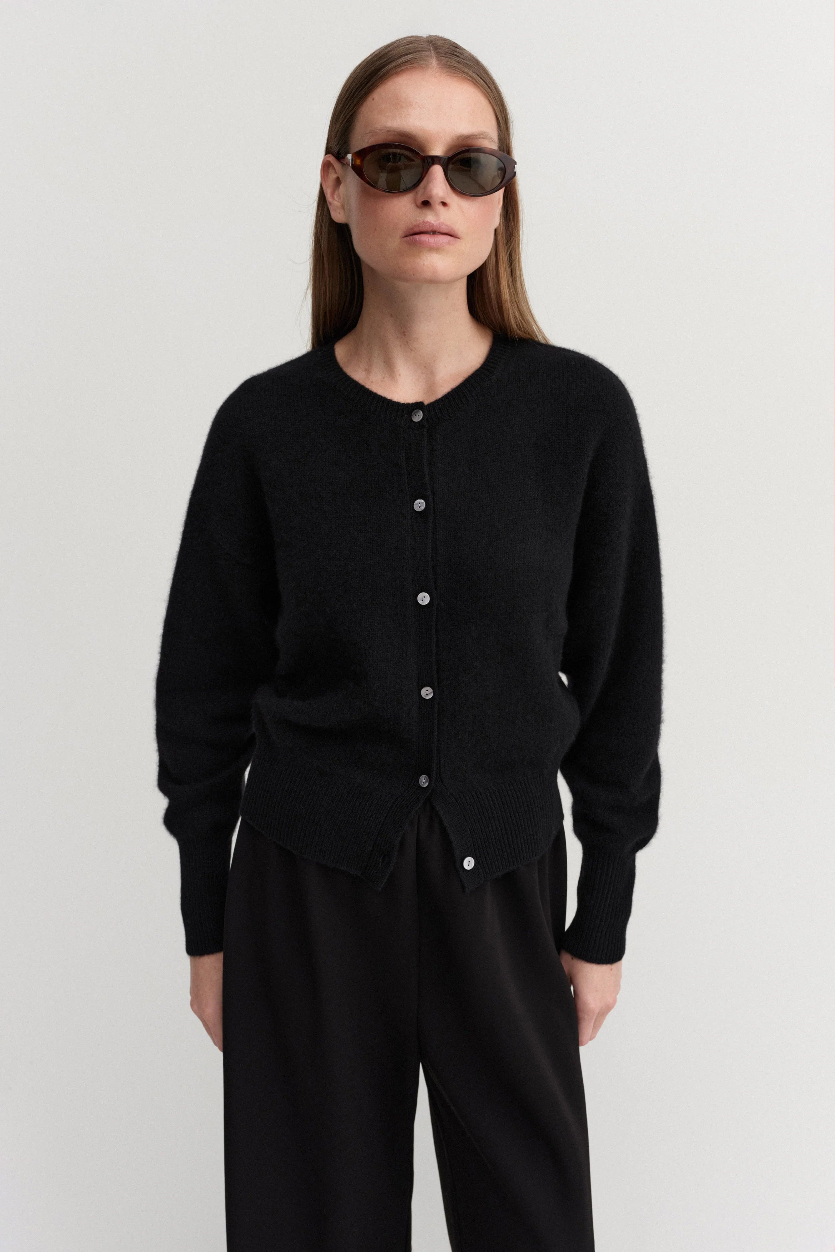 Almada Coco Cardigan in Black