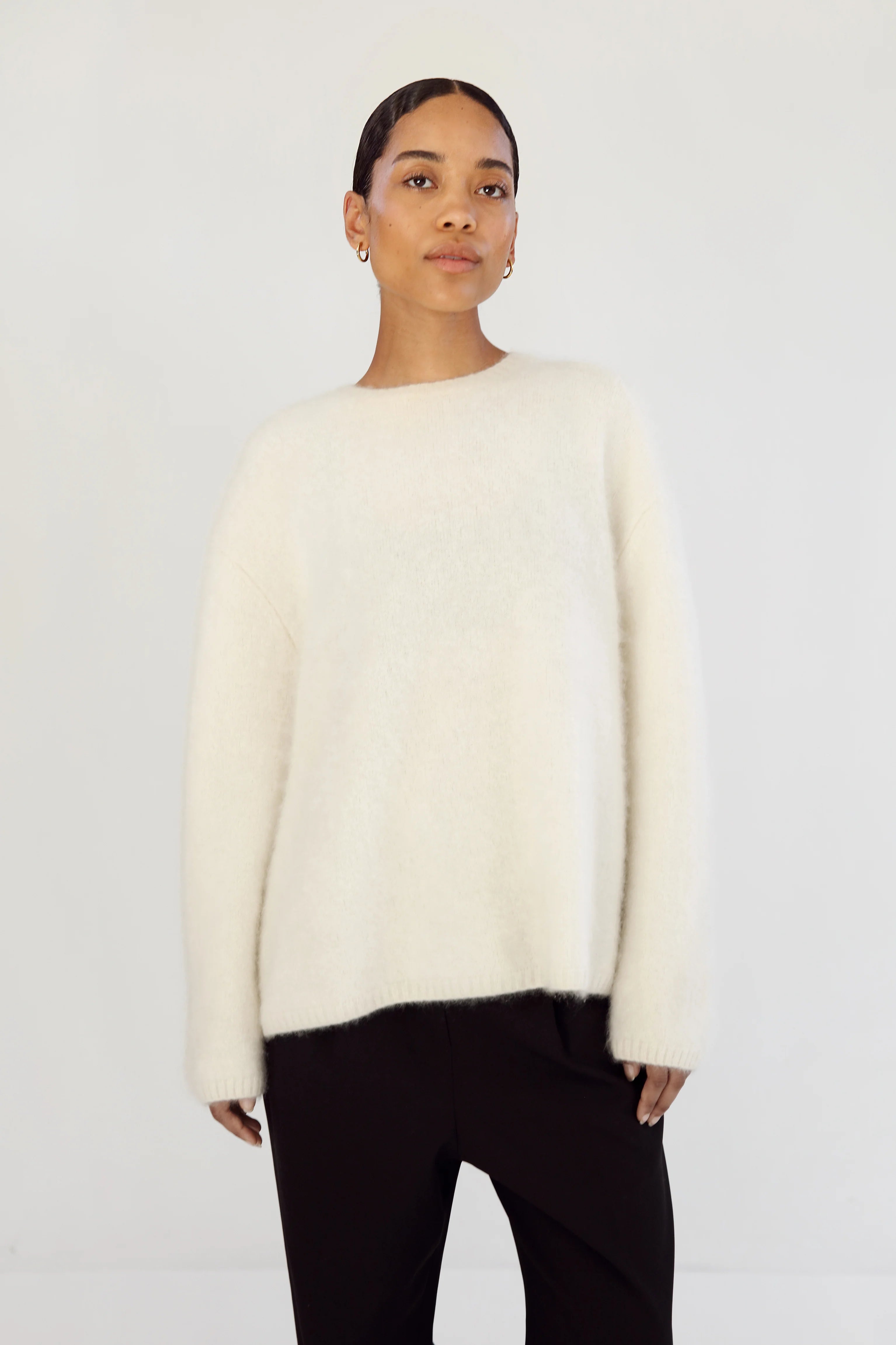 Almada Floy Cashmere Sweater in Cream