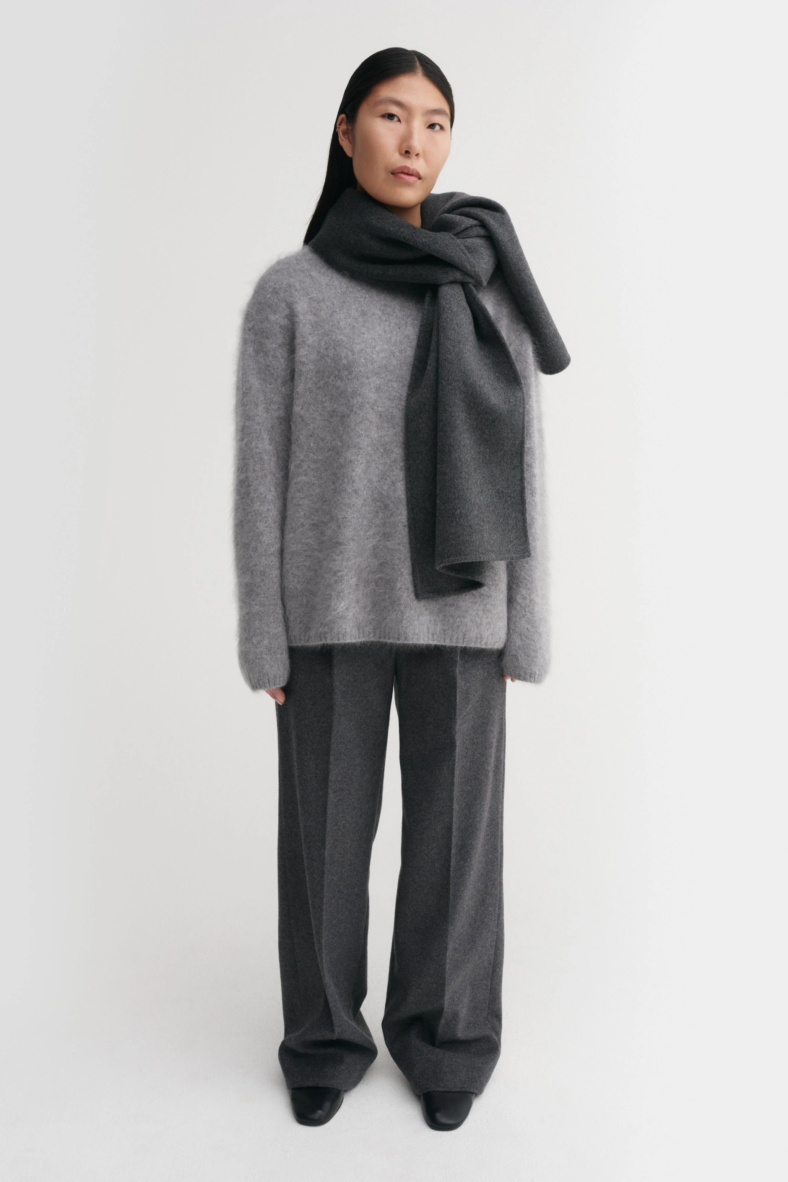 Almada Micha Double Scarf in Dark Grey