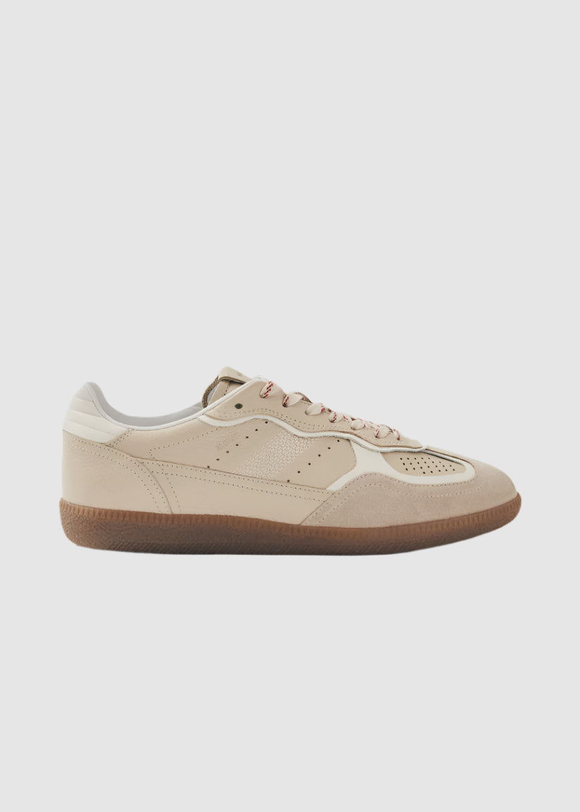 Alohas Tb.490 Rife Grain Leather Sneaker in Cream