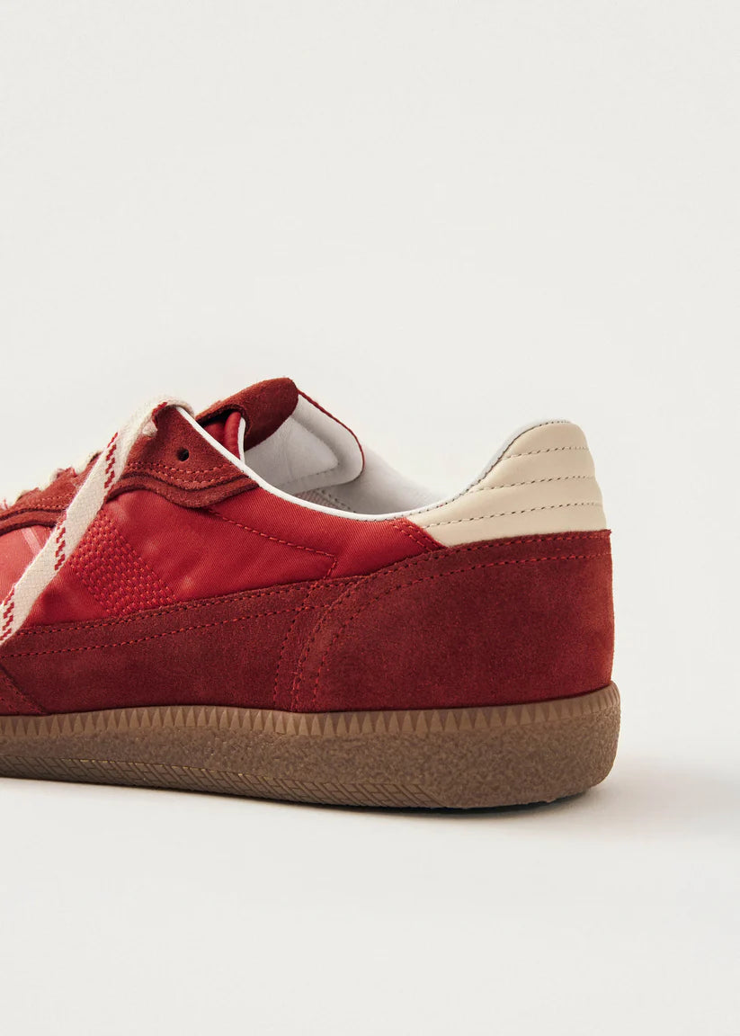 Alohas Tb.490 Rife Sheen Leather Sneaker in Red