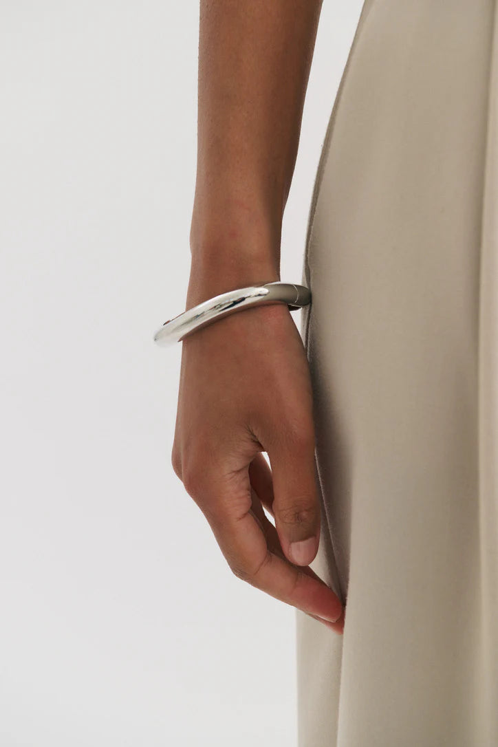 Anna Rossi Thin Warped Bangle in Gunmetal