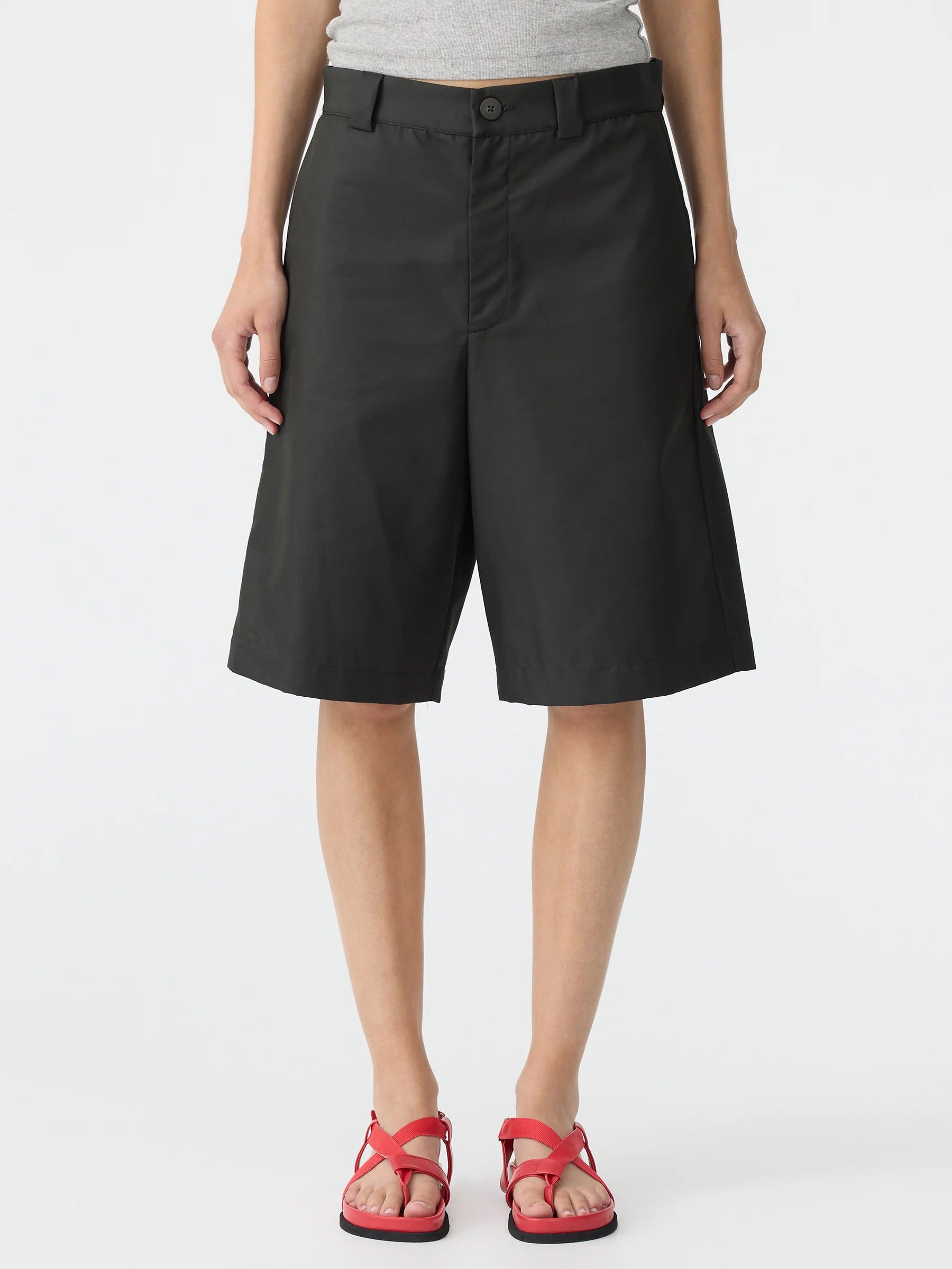 Bassike Gabardine Wide Leg Shorts in Black