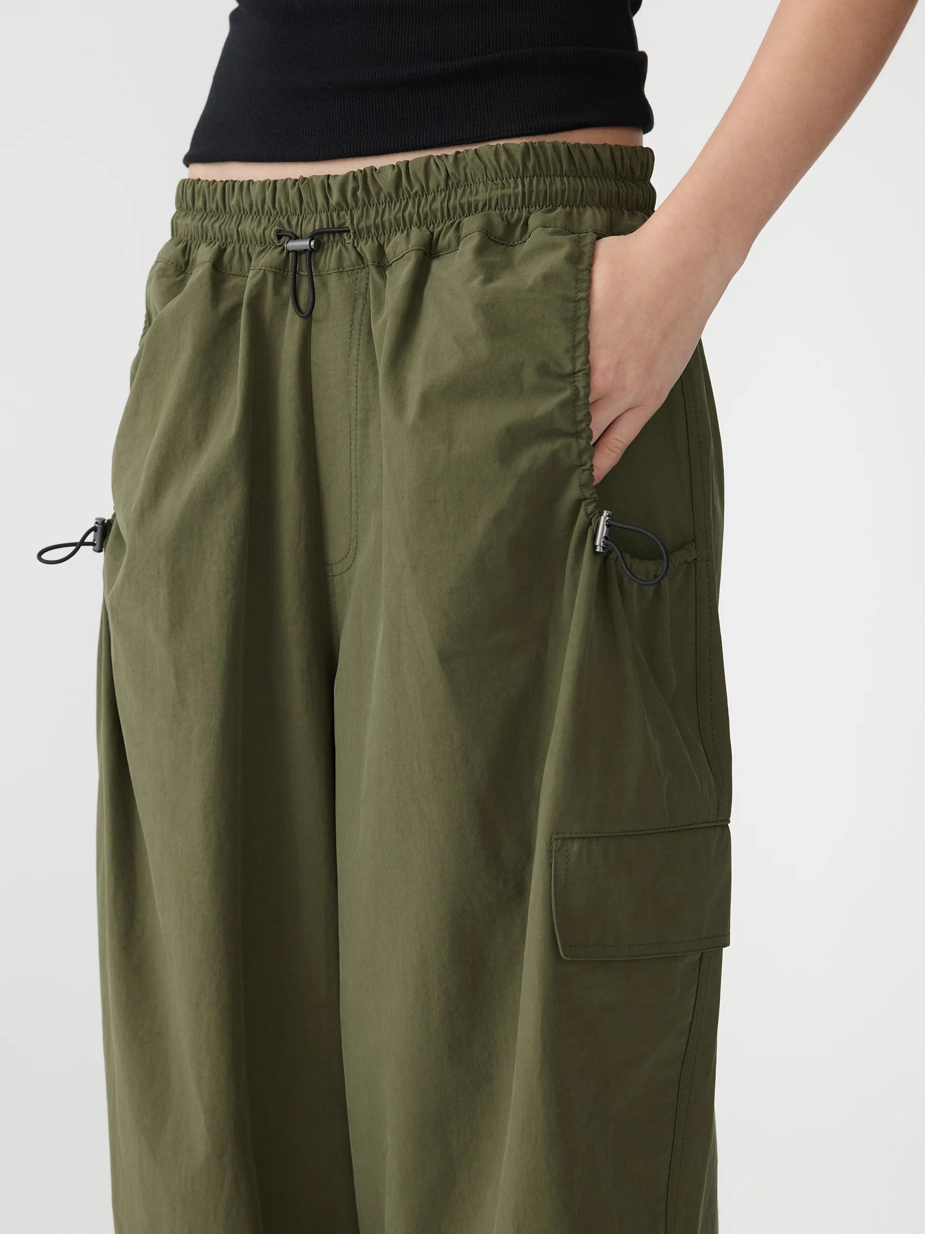 Bassike Crushed Cotton Hiker Pant in Khaki