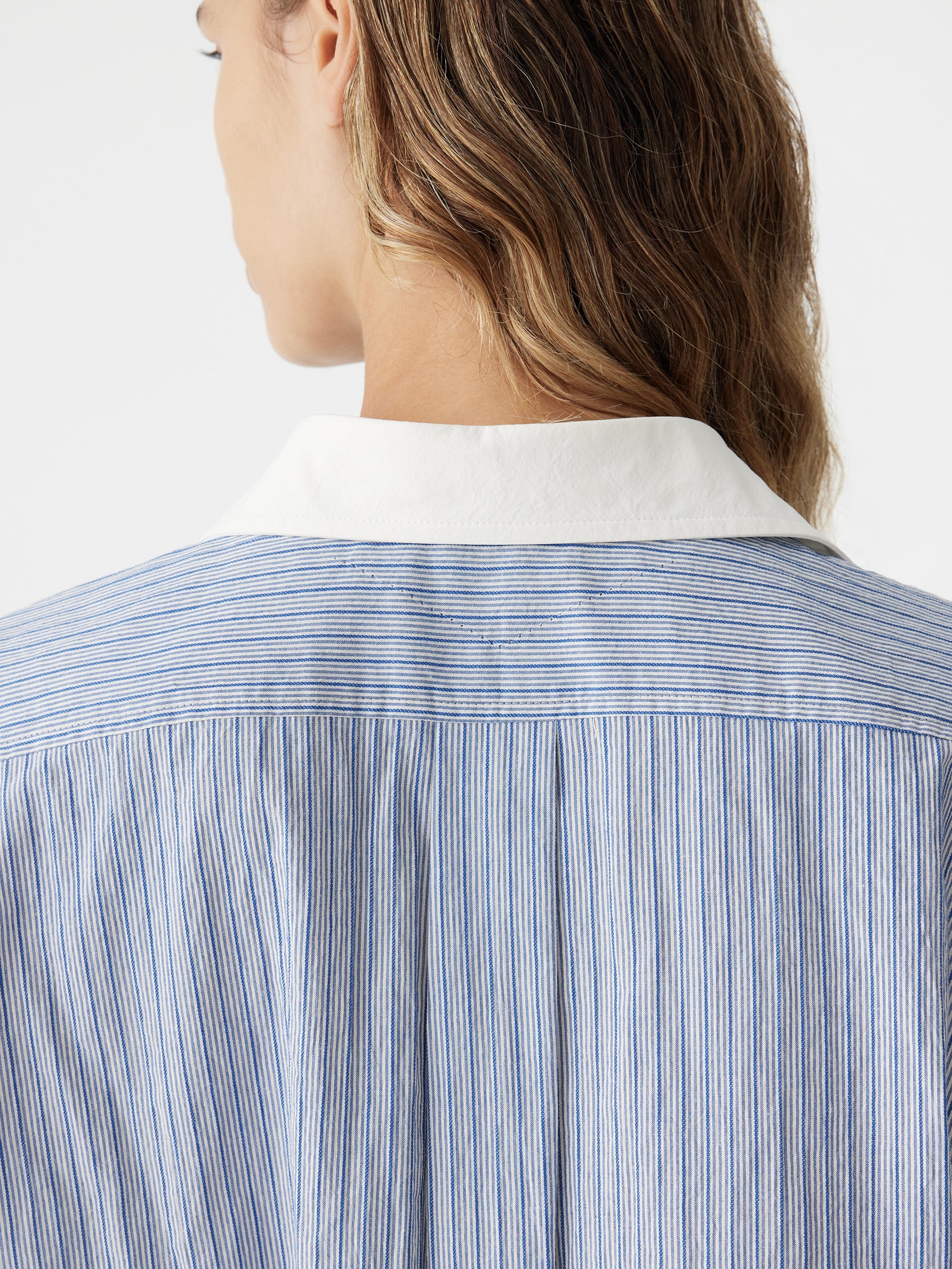 Bassike Dobby Stripe Sleeveless Shirt in Blue Stripe