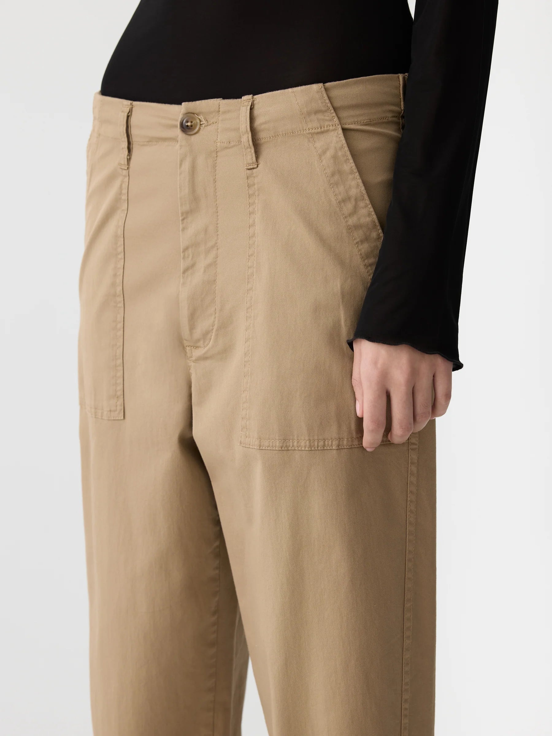 Bassike Stretch Cotton Relaxed Pant in Tan