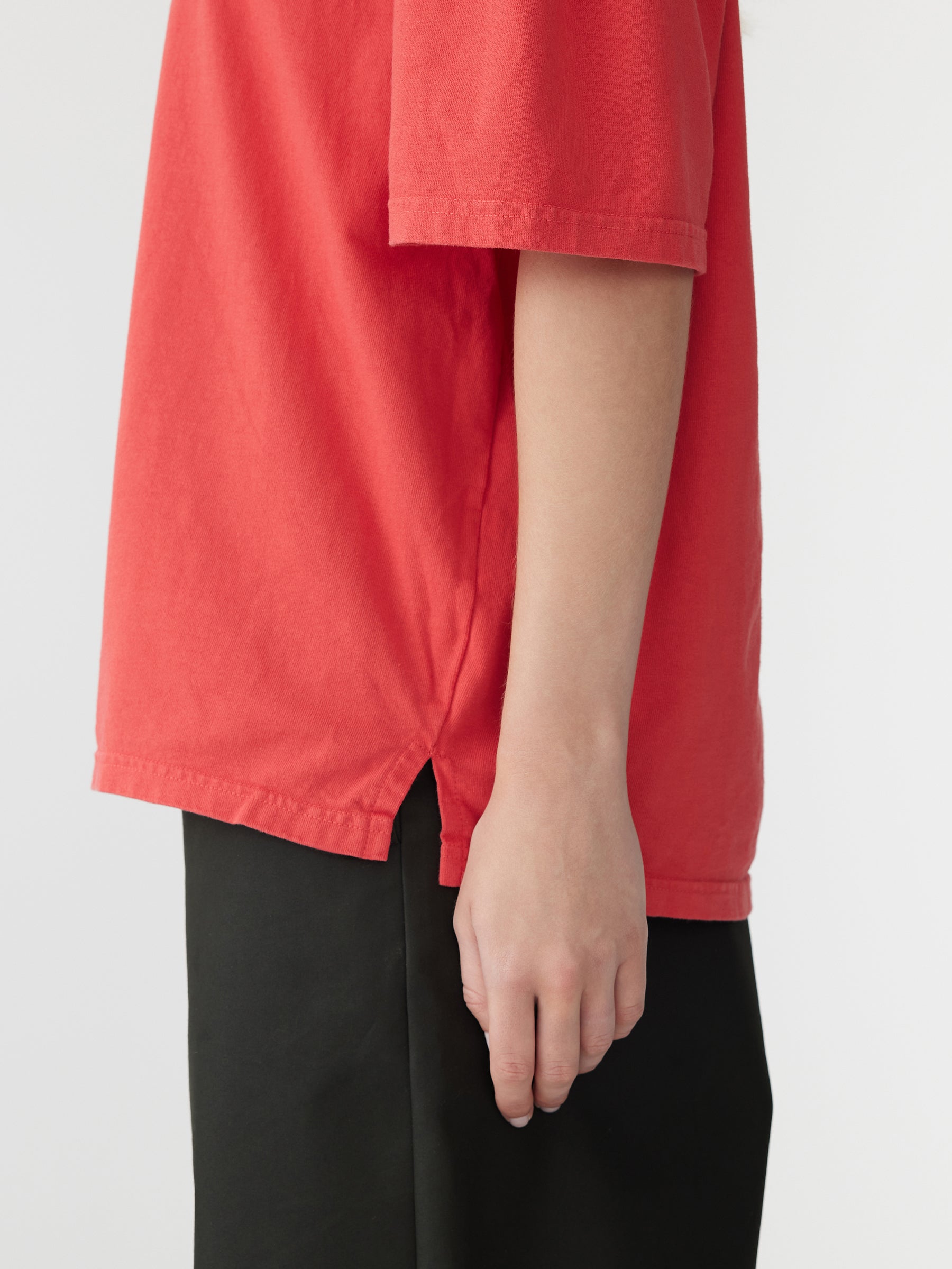 Bassike Dyed Oversized Gusset Detail T-Shirt in Hibiscus and Black