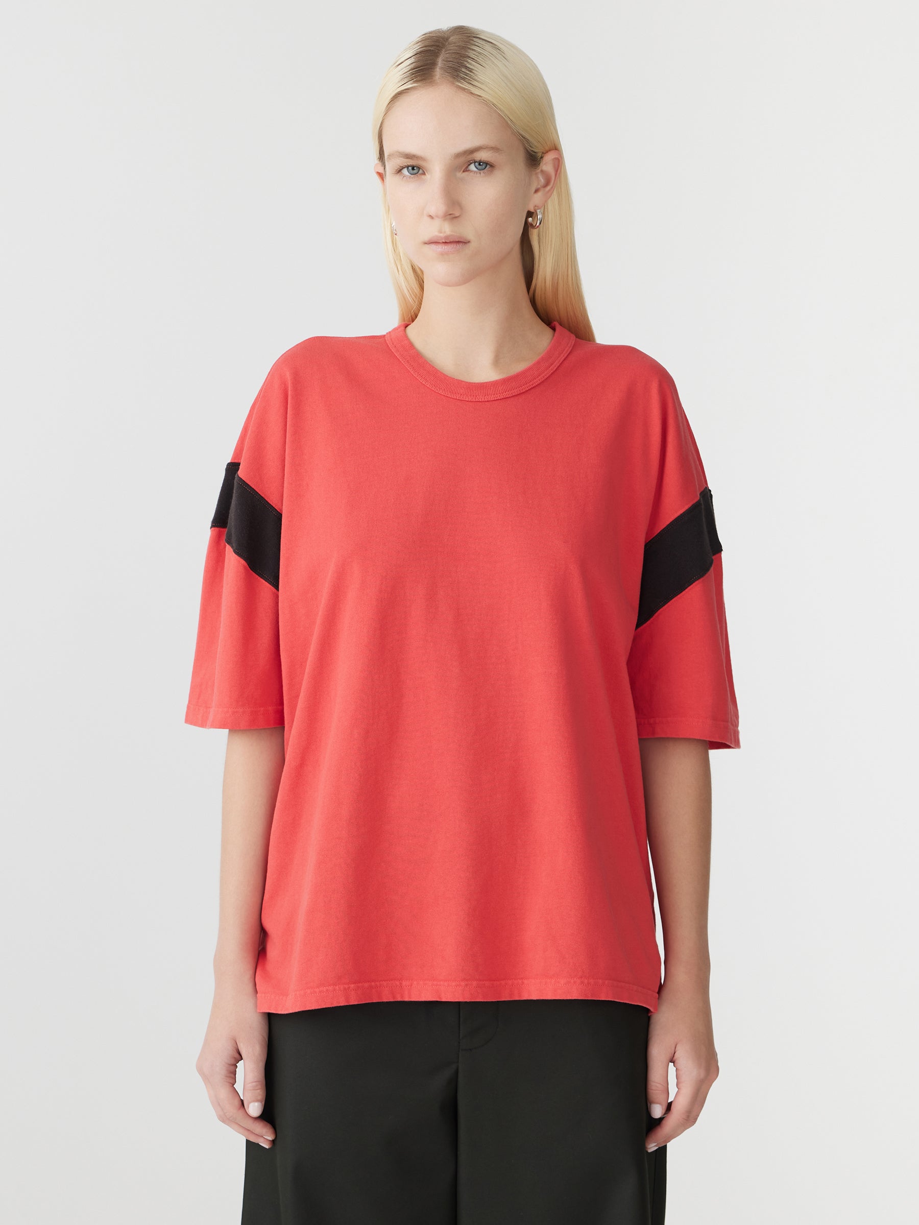 Bassike Dyed Oversized Gusset Detail T-Shirt in Hibiscus and Black