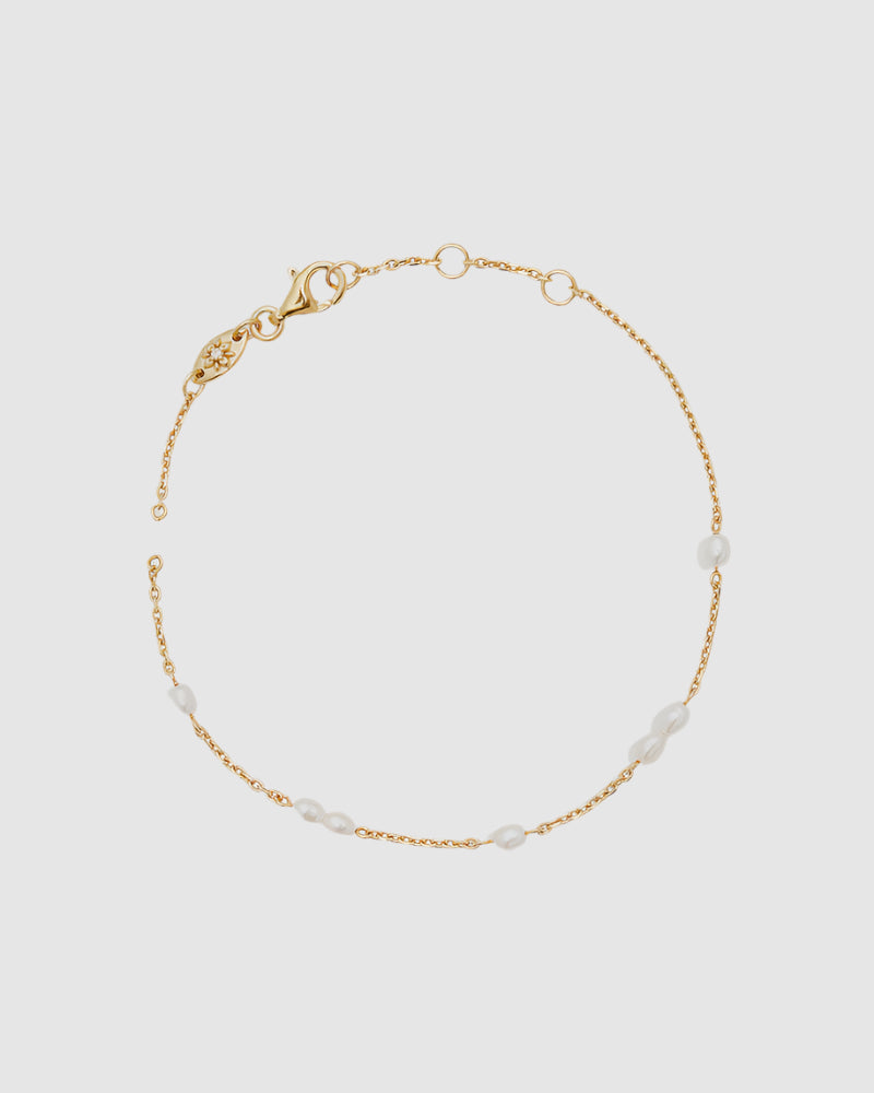 By Charlotte Serene Dreams Pearl Bracelet in 18K Gold Vermeil