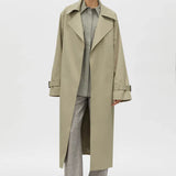 Camilla and Marc Minaret Trench in Seagrass
