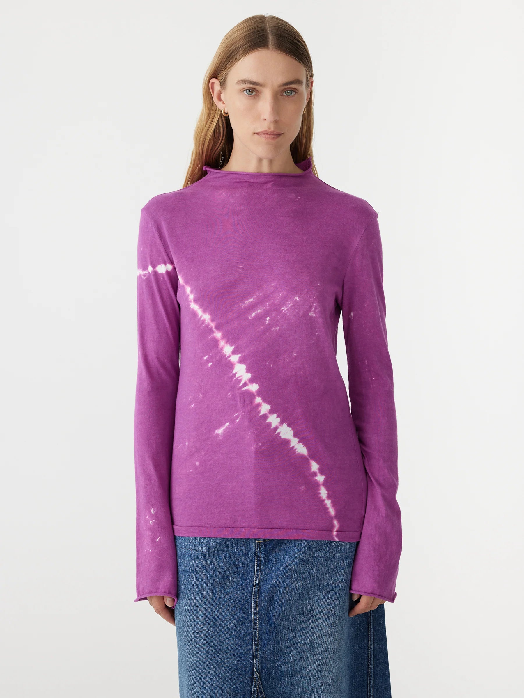 Bassike Crescent Dye Raised Neck Tee in Magenta