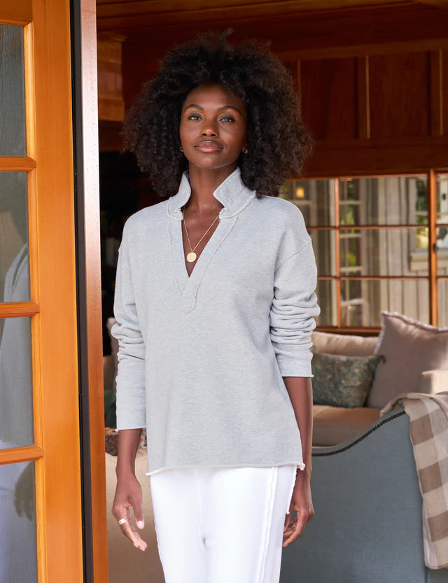 Frank and Eileen Patrick Popover Fleece Henley in Gray Melange