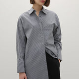A Emery Logan Shirt in Navy Stripe
