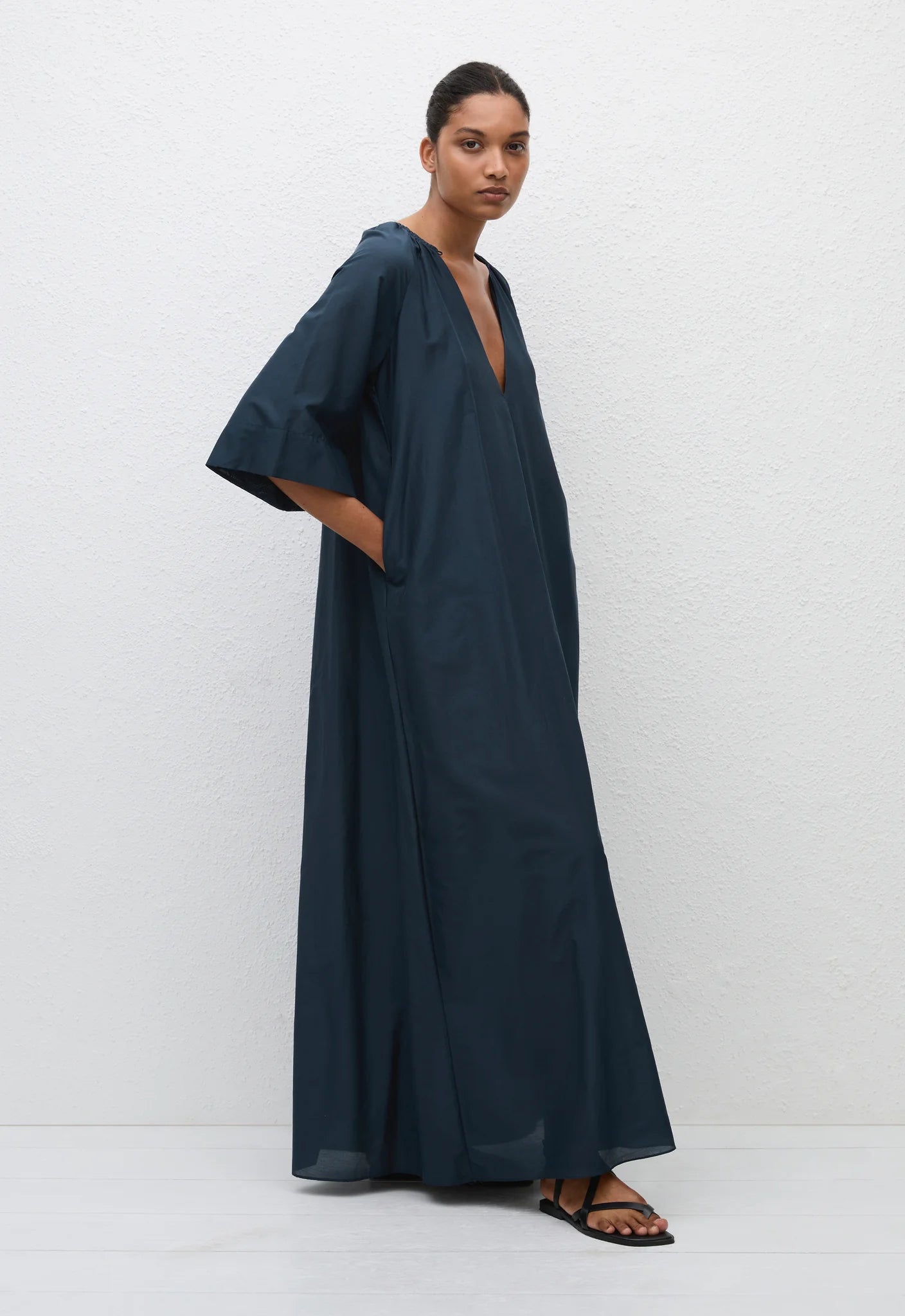 Matteau Blouson Dress in Midnight