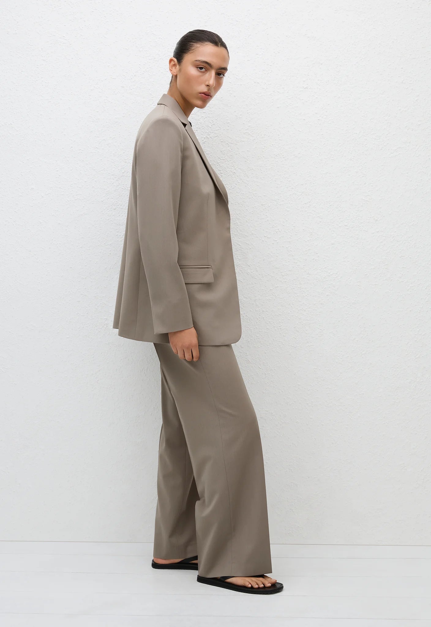 Matteau Relaxed Tailored Blazer in Taupe