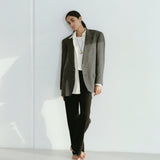 Nina Gordon Concave Pendant Necklace in Gold