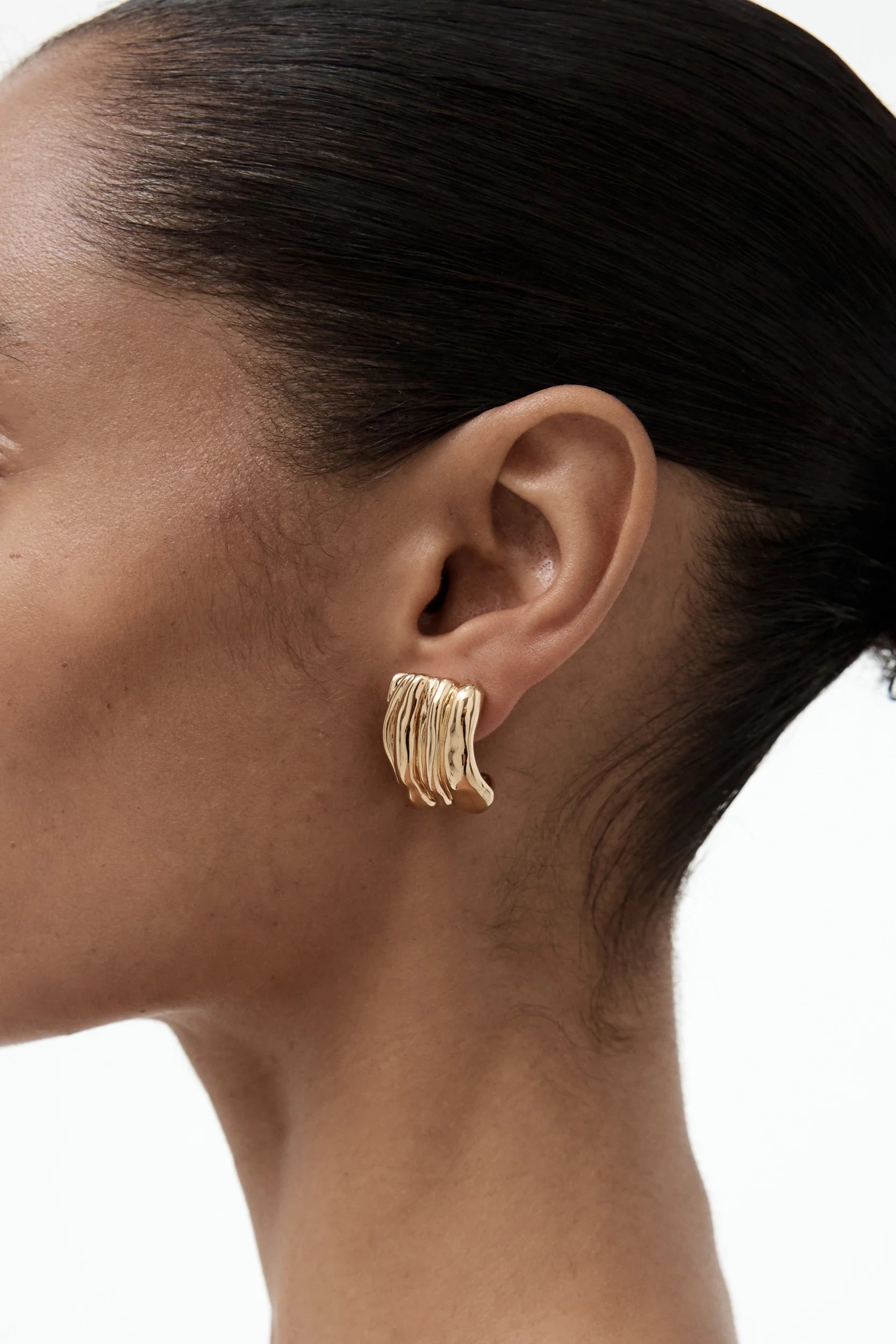 Nina Gordon Vertigo Earrings in Gold