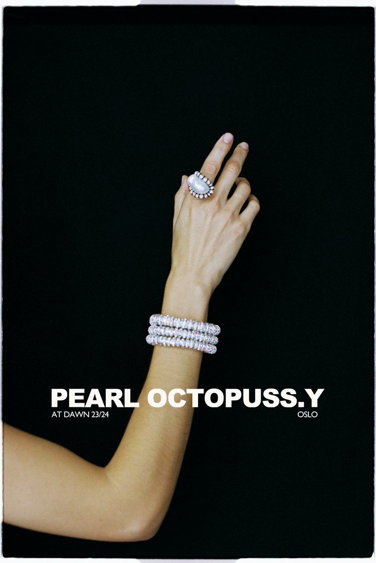 Pearl Octopuss.y Baroque Diamond Ring in Silver