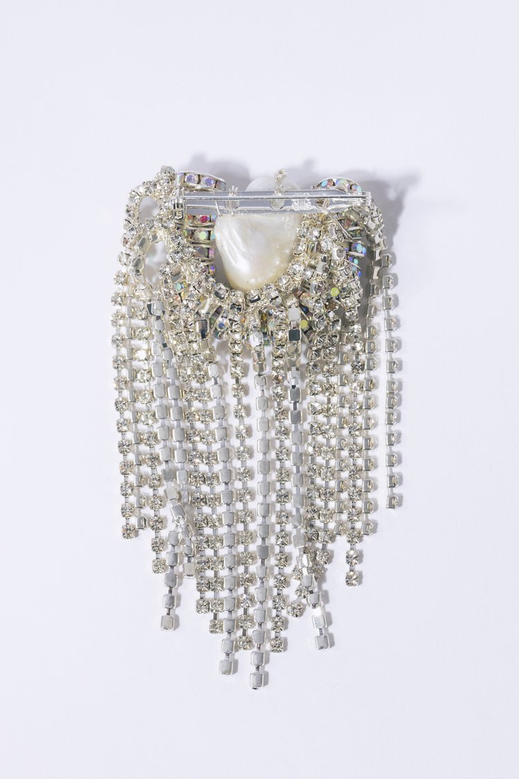 Pearl Octopuss.y Octopuss Fringe Brooch