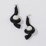 Pearl Octopuss.y Mother of Pearl Earrings in Black