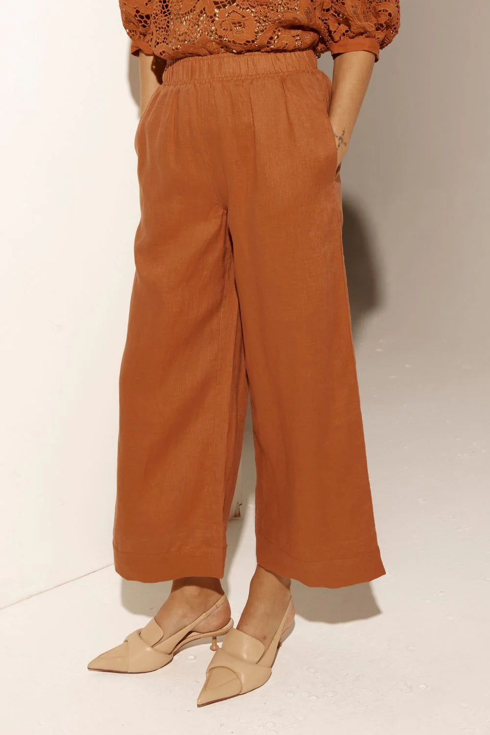 Zoe Kratzmann Wattage Pant in Toffee