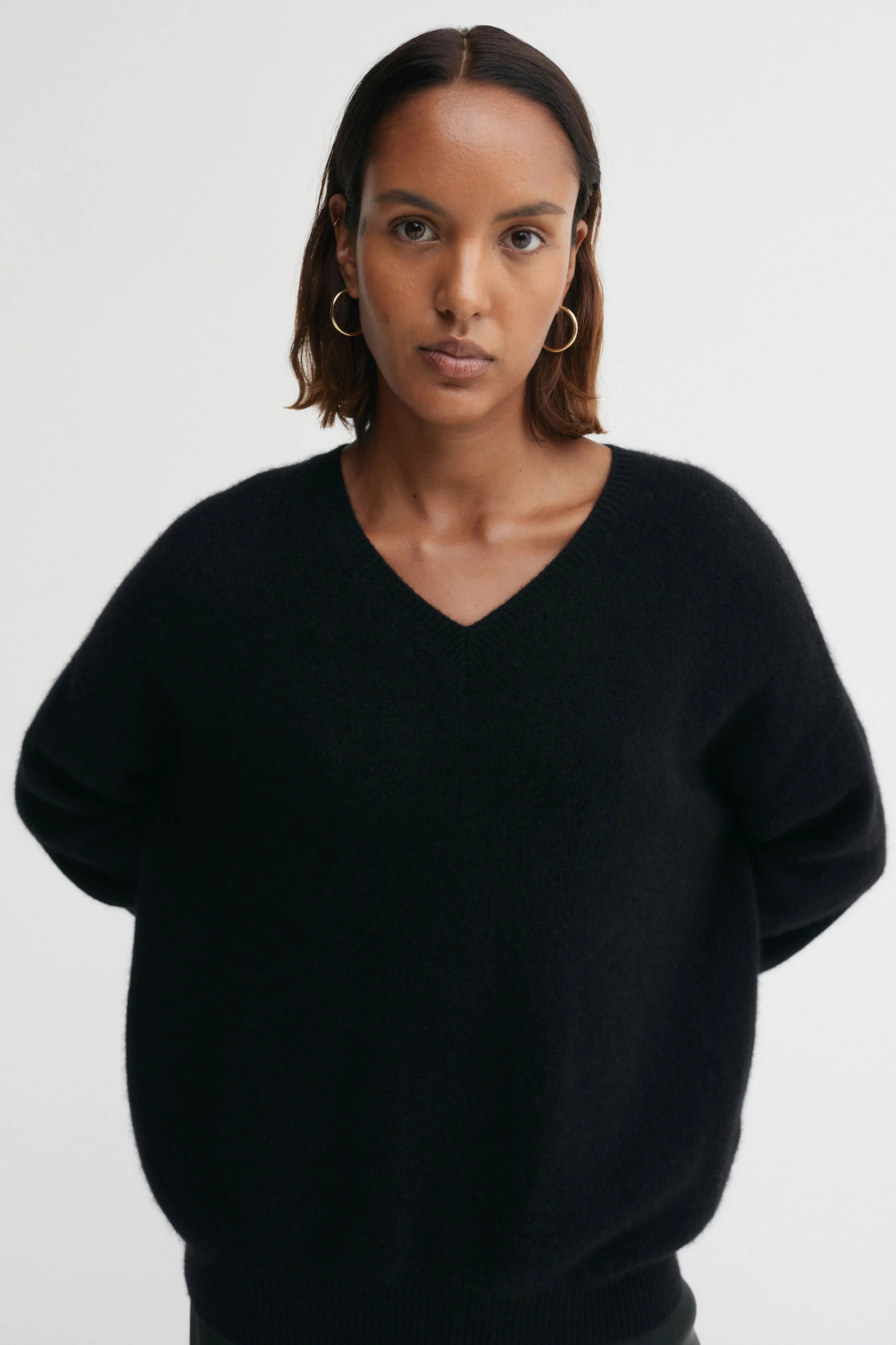 Almada Zaya V Neck Sweater in Black