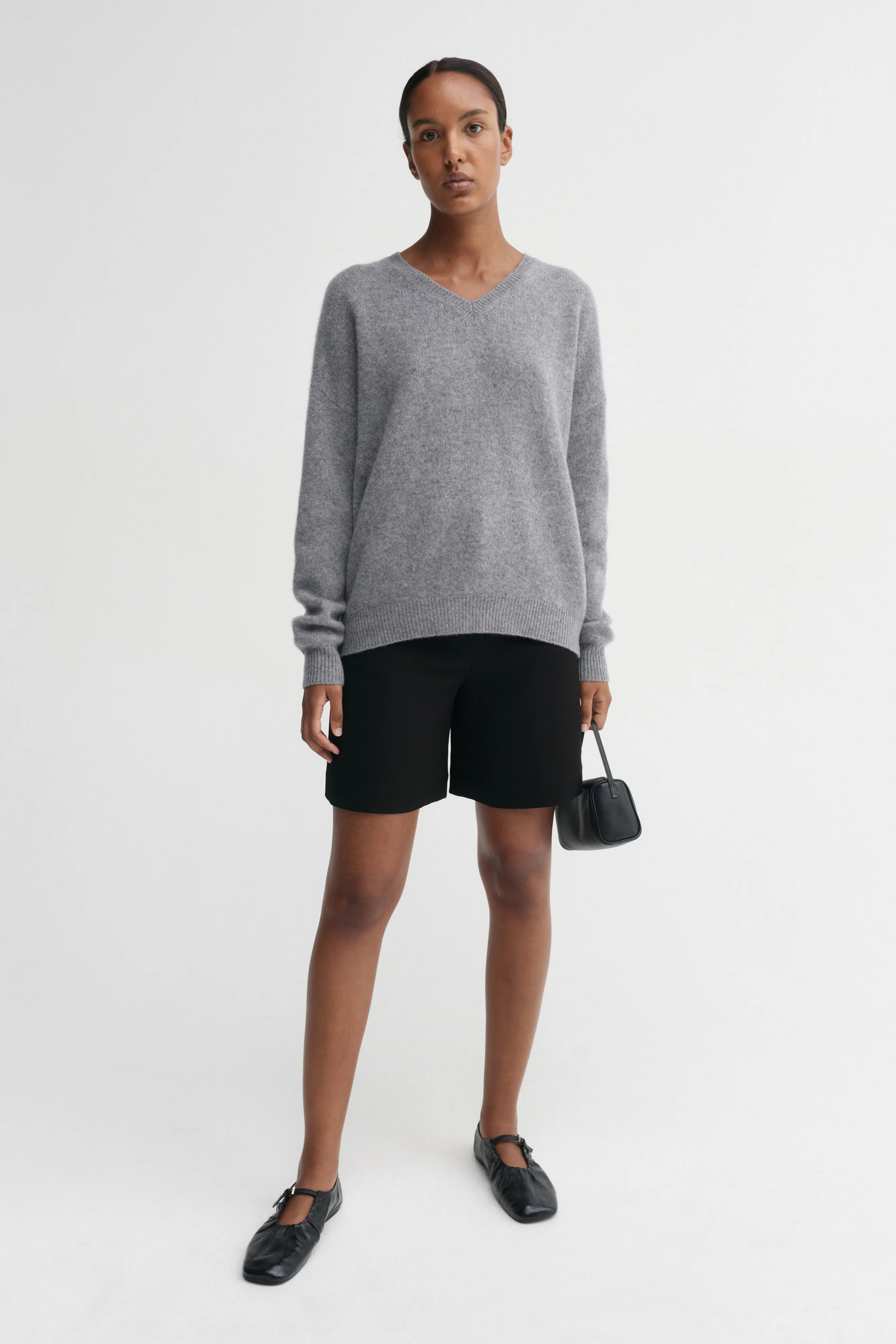 Almada Zaya V Neck Sweater in Grey