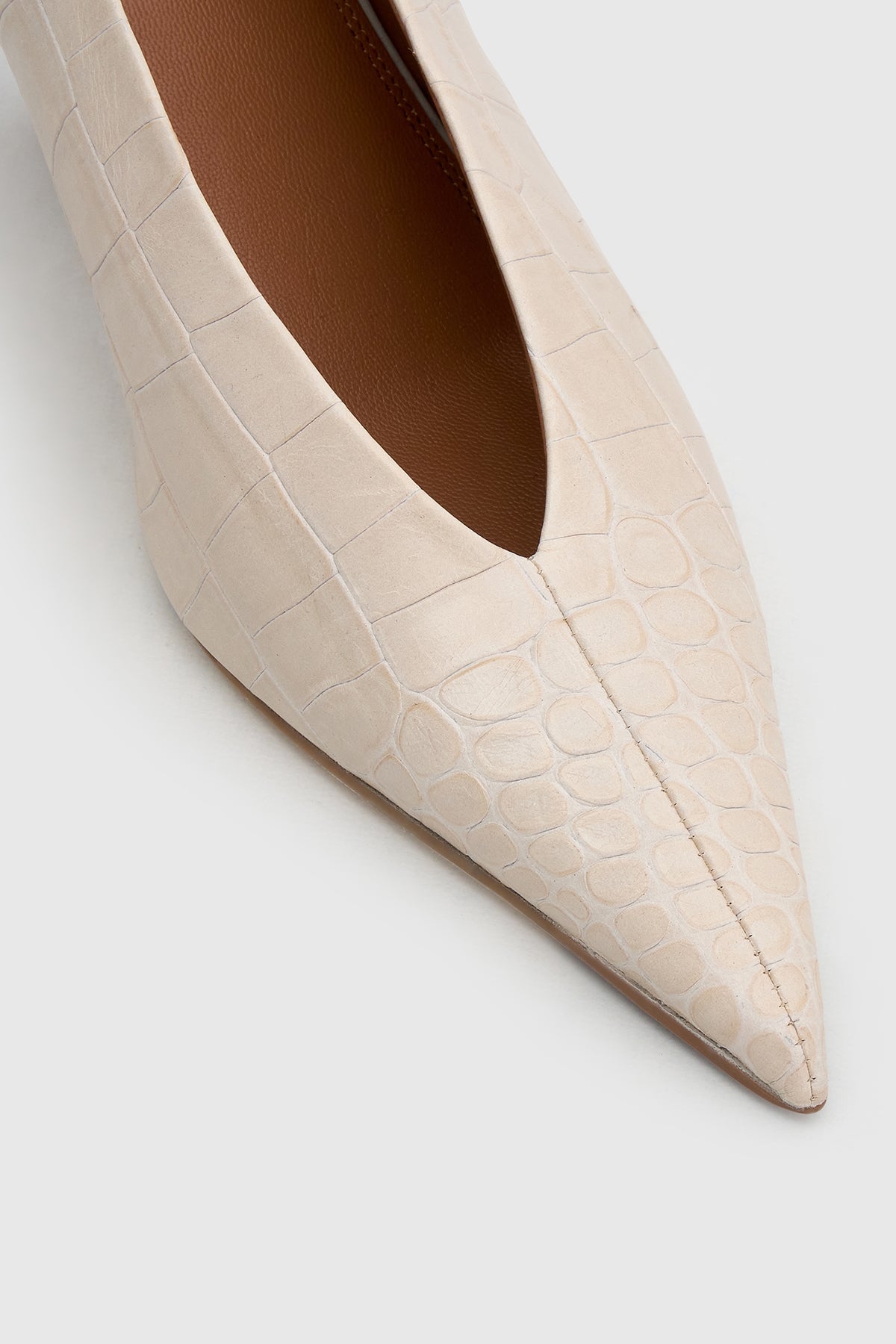 Camilla and Marc Rhys Croc Pump in Cream - close up
