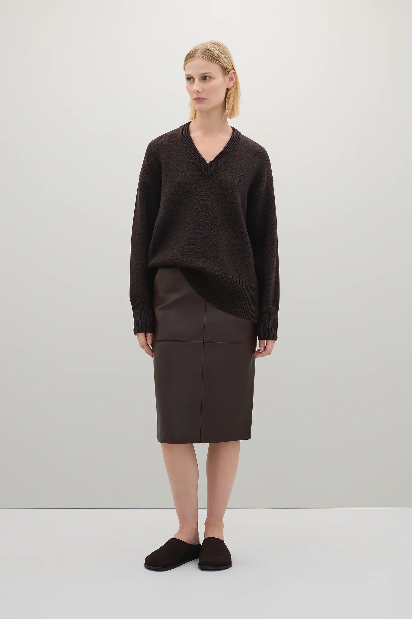 A Emery Lewis Knit in Mahogany