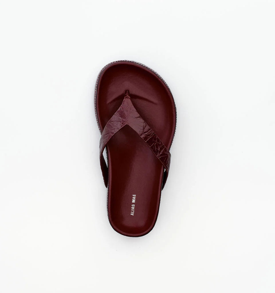 Alias Mae Akiko Flat in Burgundy Oily Crinkle Leather - outfit inspiration